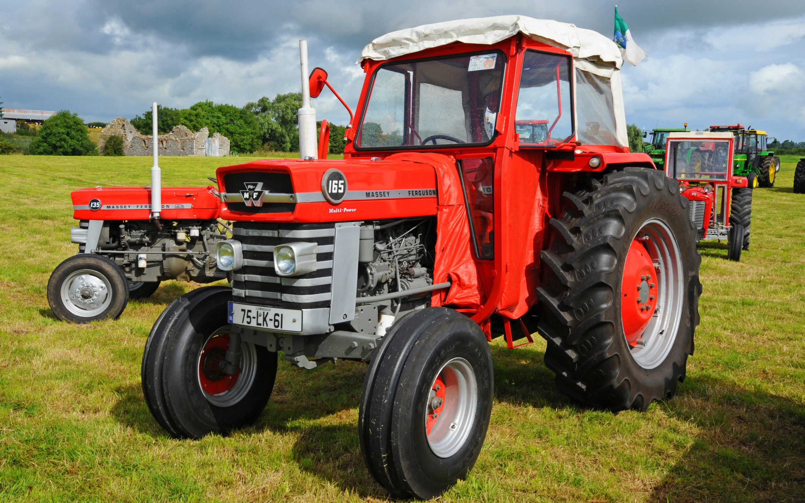 The MF 135 and 165 took Massey Ferguson into a whole new era of frantic tractor production
