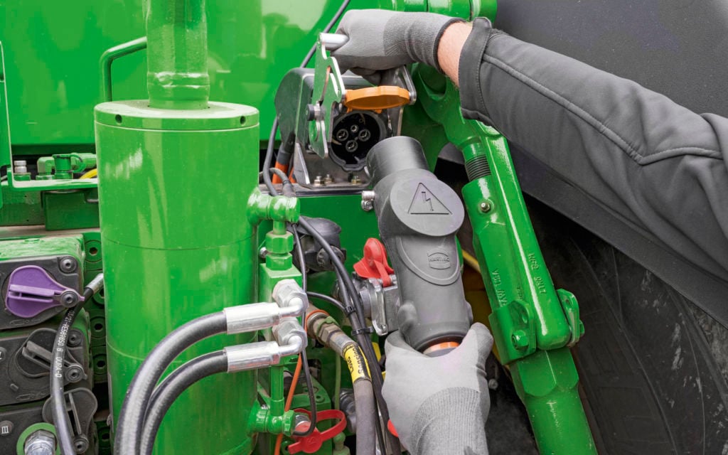 Connecting a cable is easier and cleaner than attaching a PTO shaft