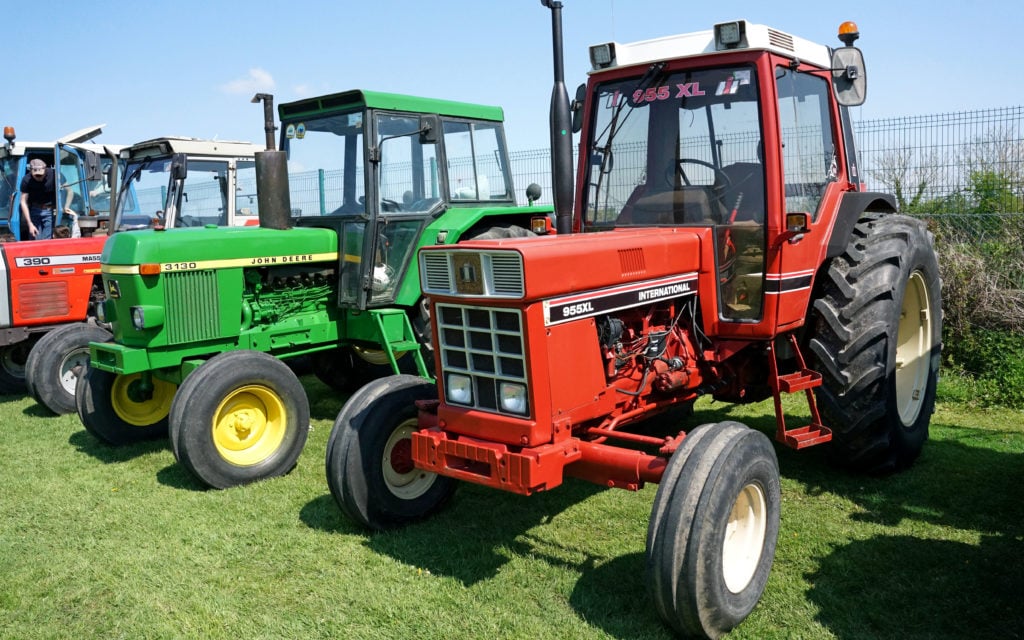 Competing directly with each other in the late 70s were the John Deere 3130 and the IH 955XL