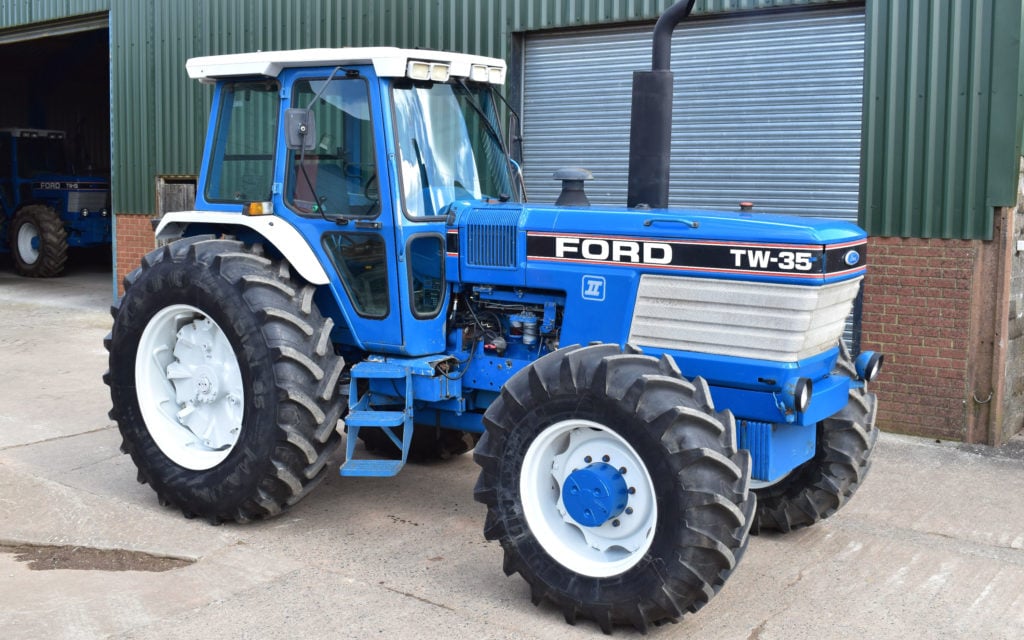 This TW35 appears in excellent condition and has done little work