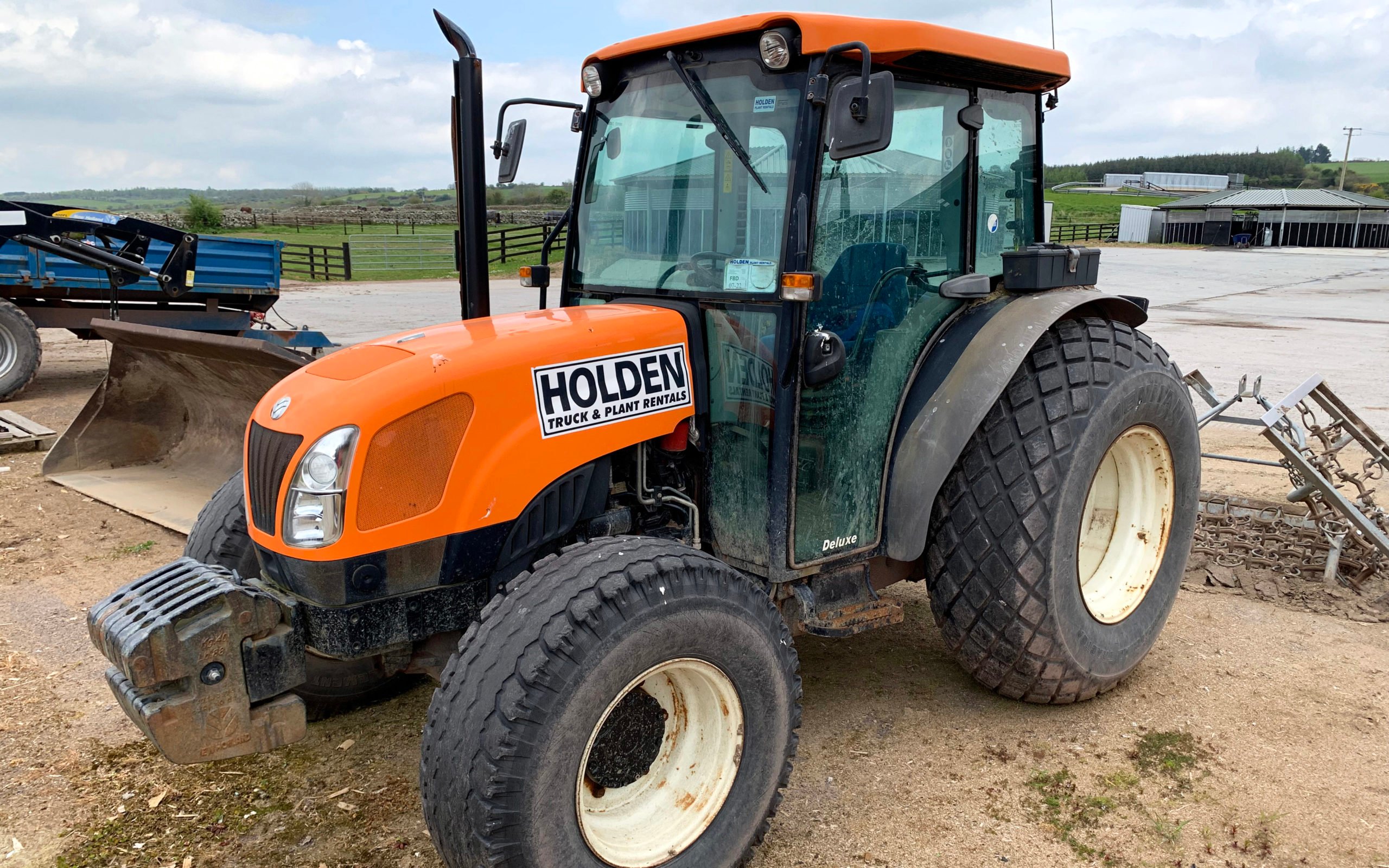 Although not part of the Curragh fleet this New Holland T4020 from 2011 appears to be well kept and comes with a Kilkenny registration. It has four wheel drive with 64hp on tap