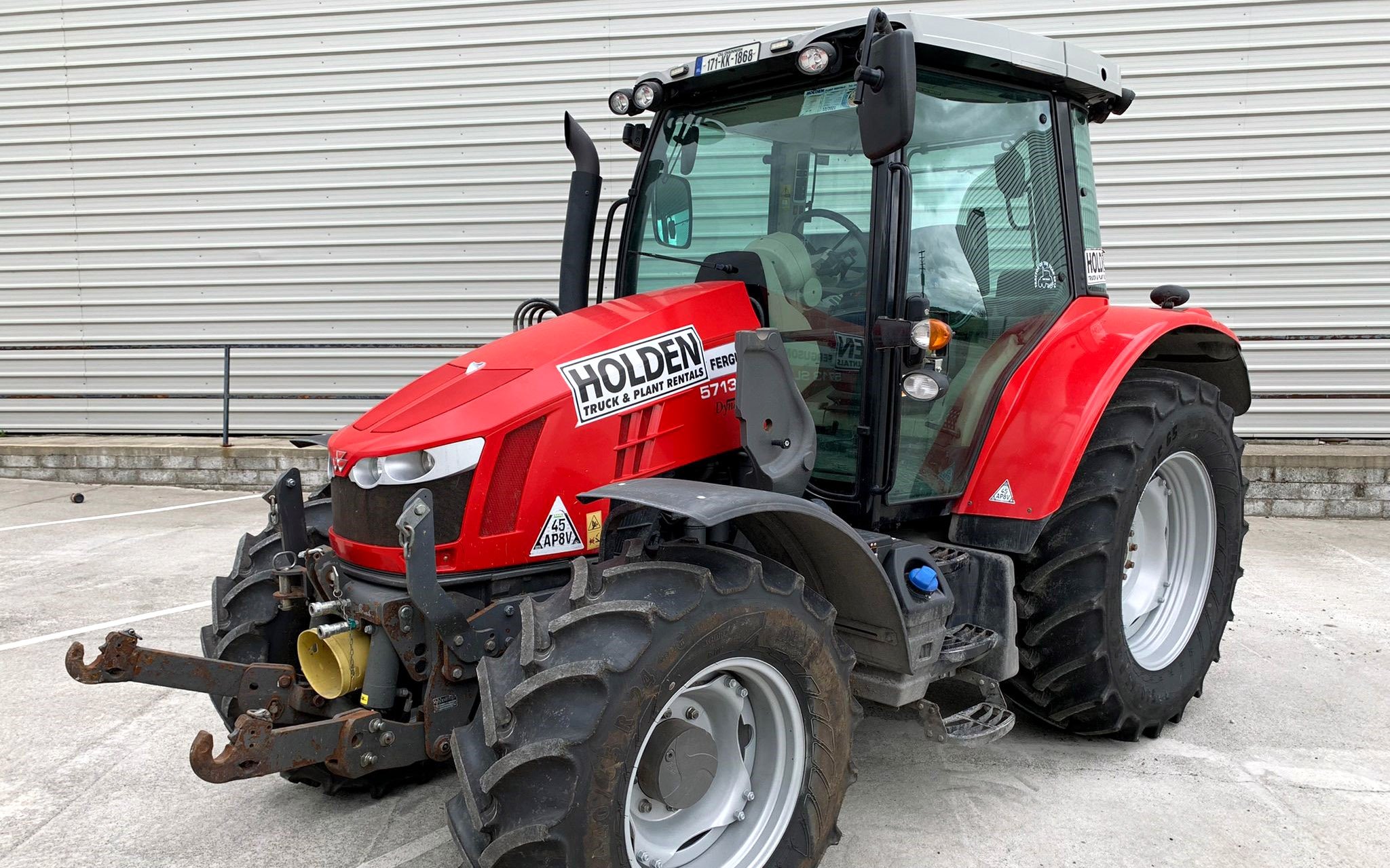 A Massey Ferguson 5713 from 2017 is the most senior of the MFs on offer. It has 125hp, front linkage with PTO, loader brackets and 2905 hours showing