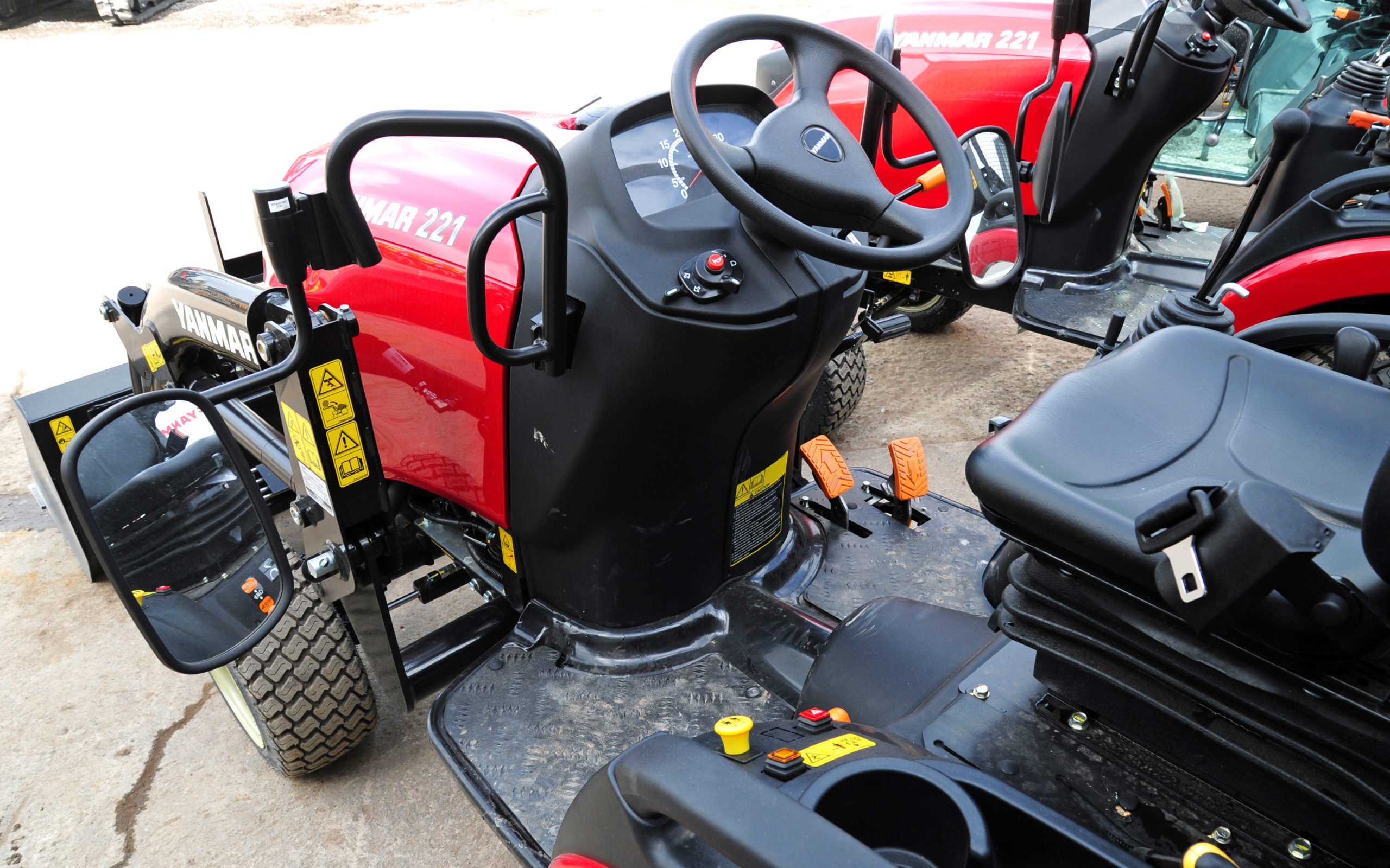 The driver's station is easy to access with nothing obstructing entry