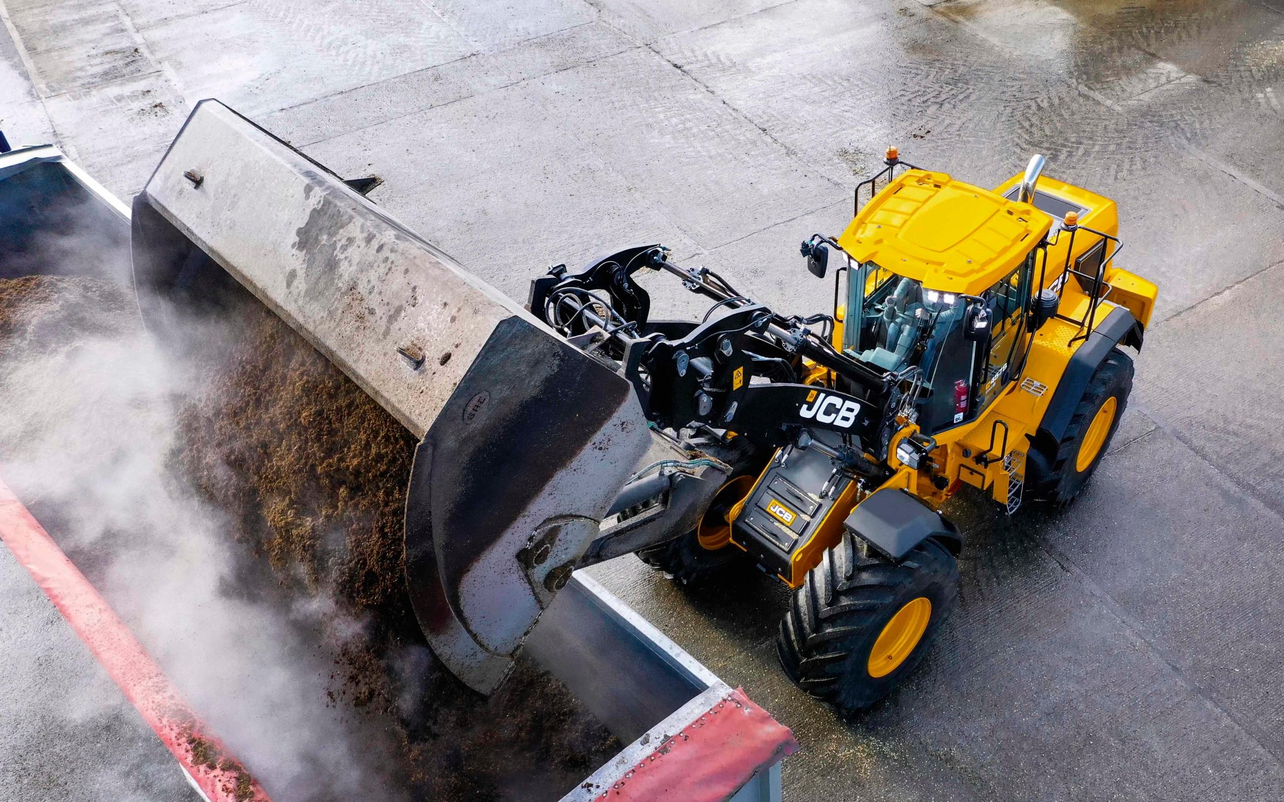 Tyre options include those suitable for off-road and hard surface use