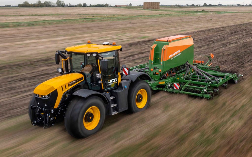 The new Fastrac 4000 and 8000 series tractors are ready for precision farming