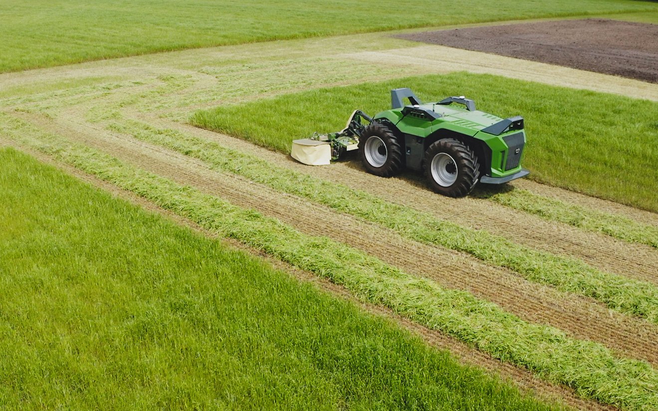 To give some idea of scale, the unit is powering a 4m mower