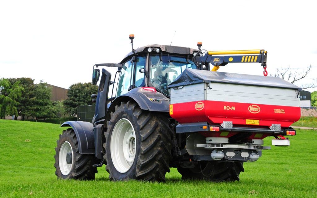 The addition of a Rossmore crane has streamlined the fertiliser operation