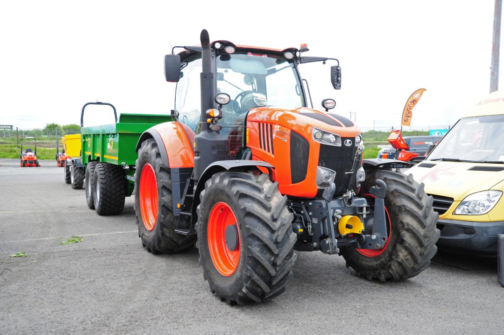 The Kubota MI73 offers 170hp from a four-cylinder engine