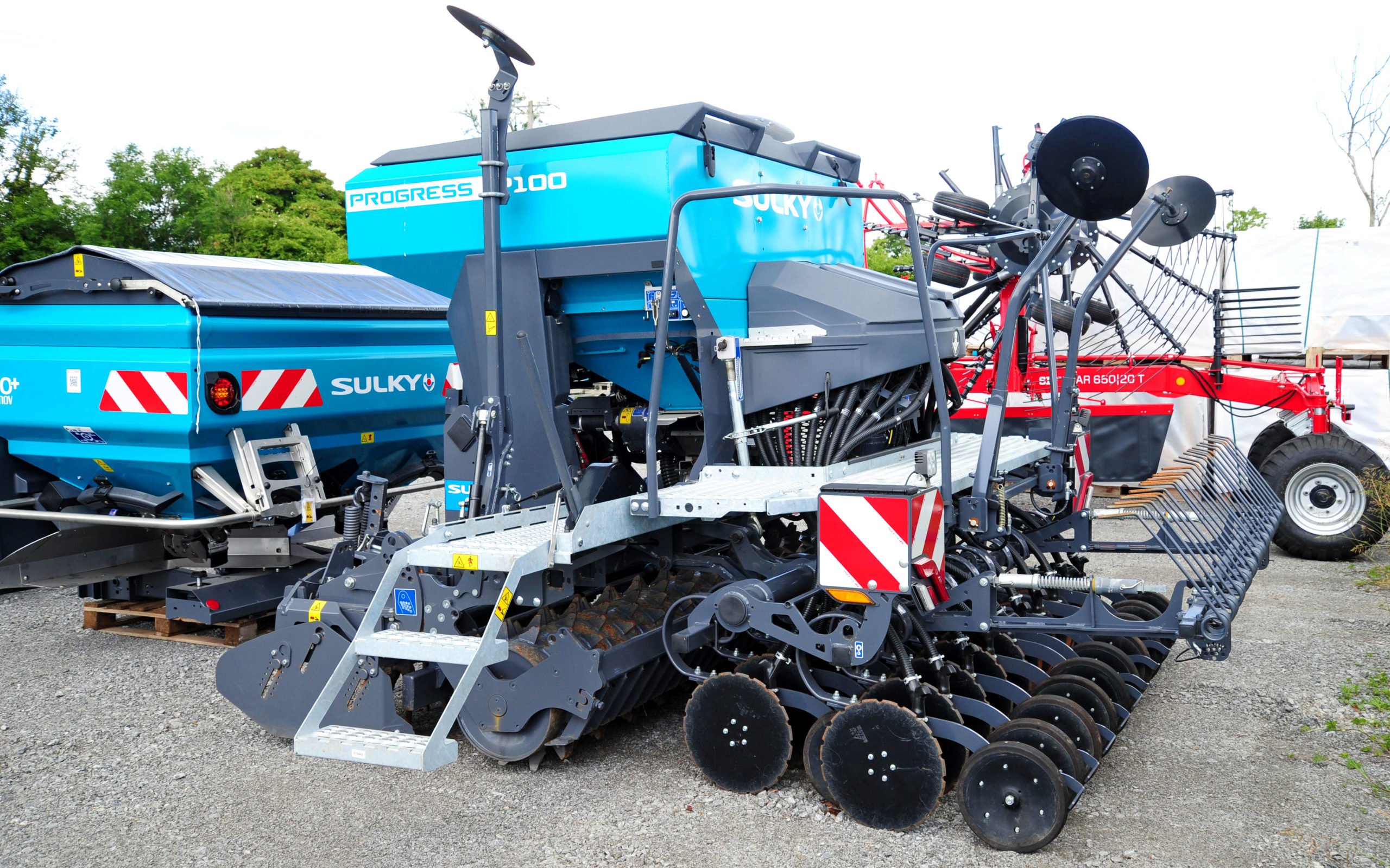 The Progress P100 drill will be on display at the FTMTA Punchestown show before setting off on a demo tour