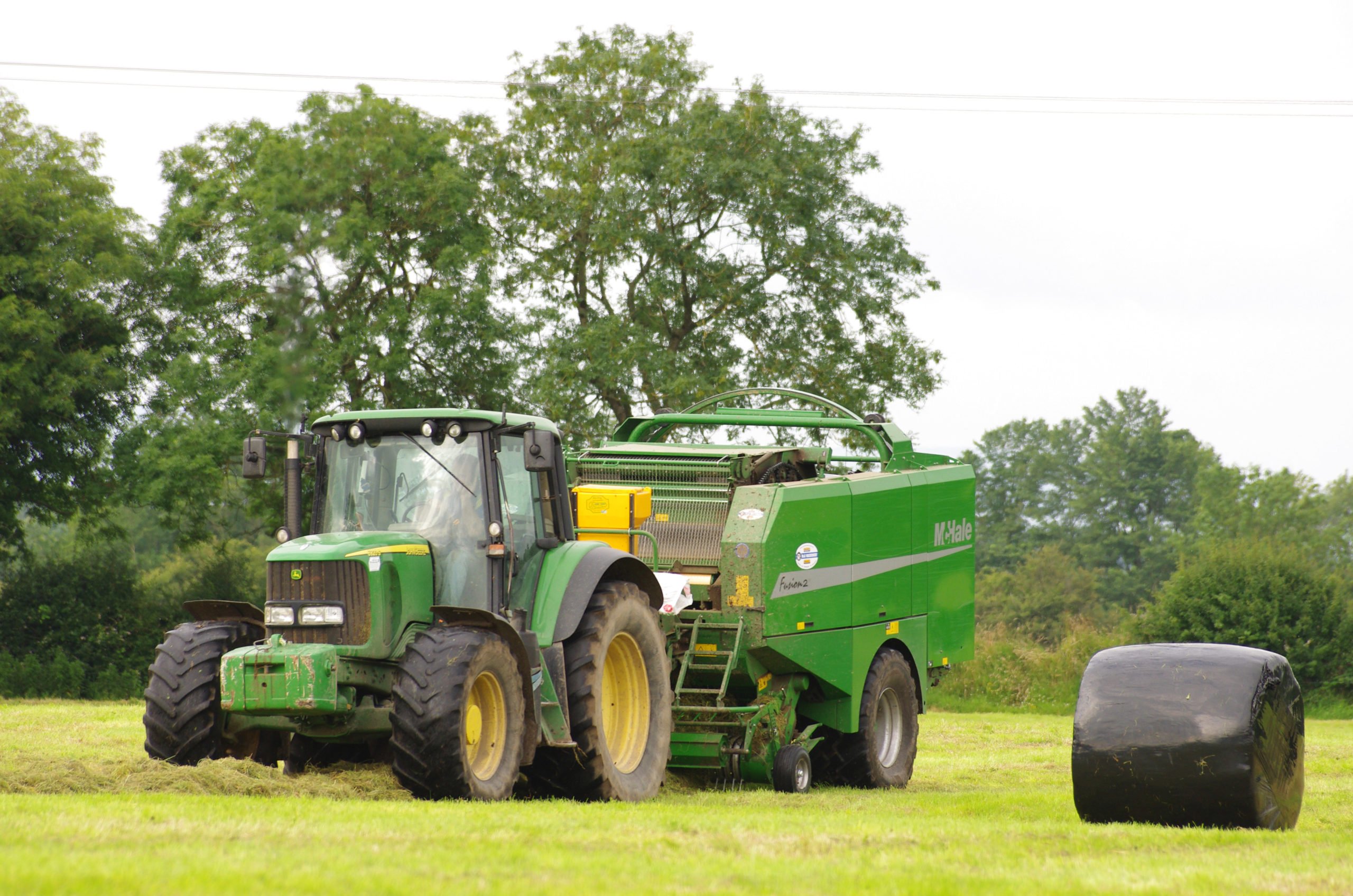 The contractors favourite, the McHale Fusion, has a fixed chamber