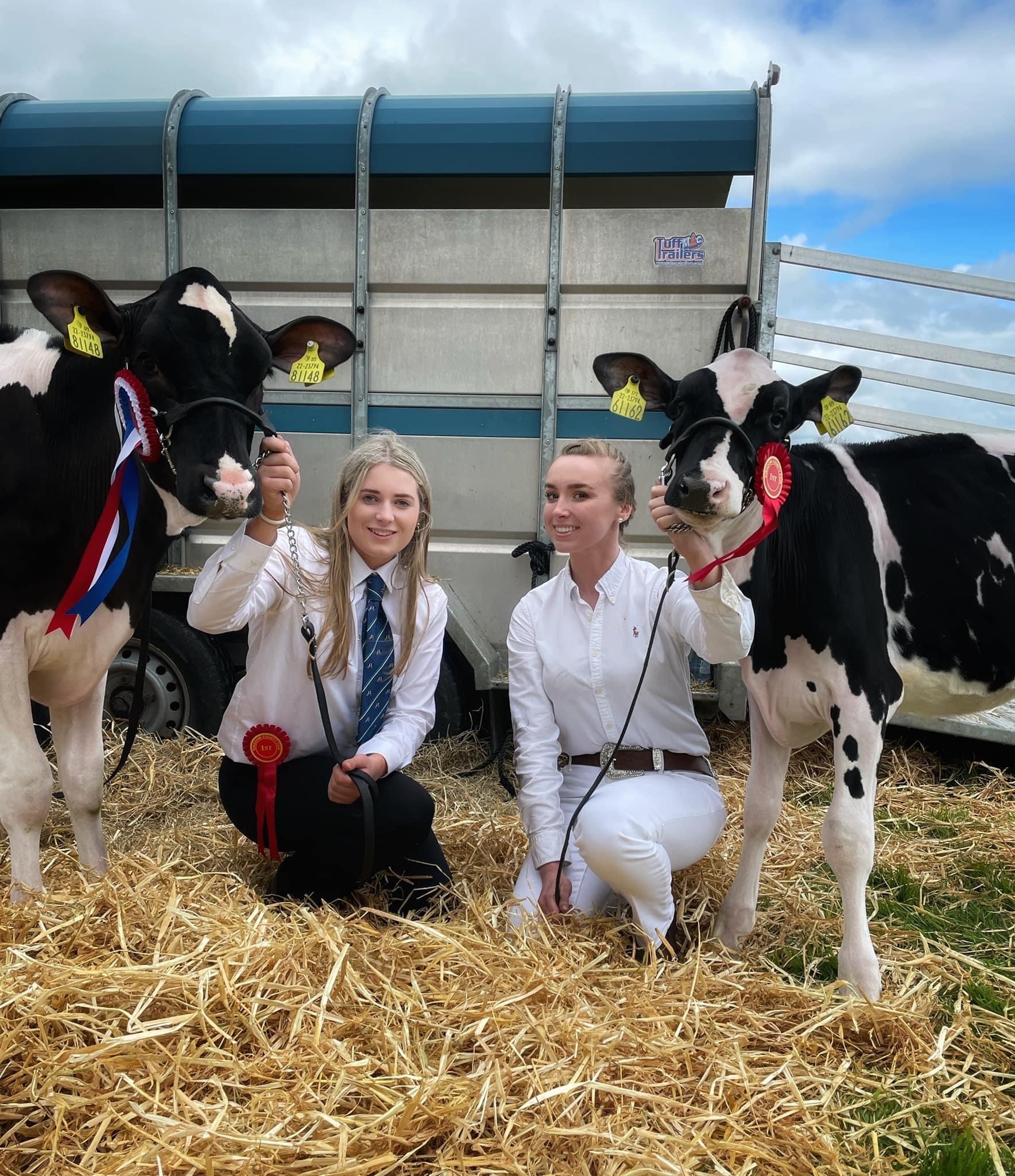 First November calf and Junior champion with Leagh Sidekick Arangatangand first January calf with Leagh Denver Mudpile.Image source: Leagh Holsteins Facebook