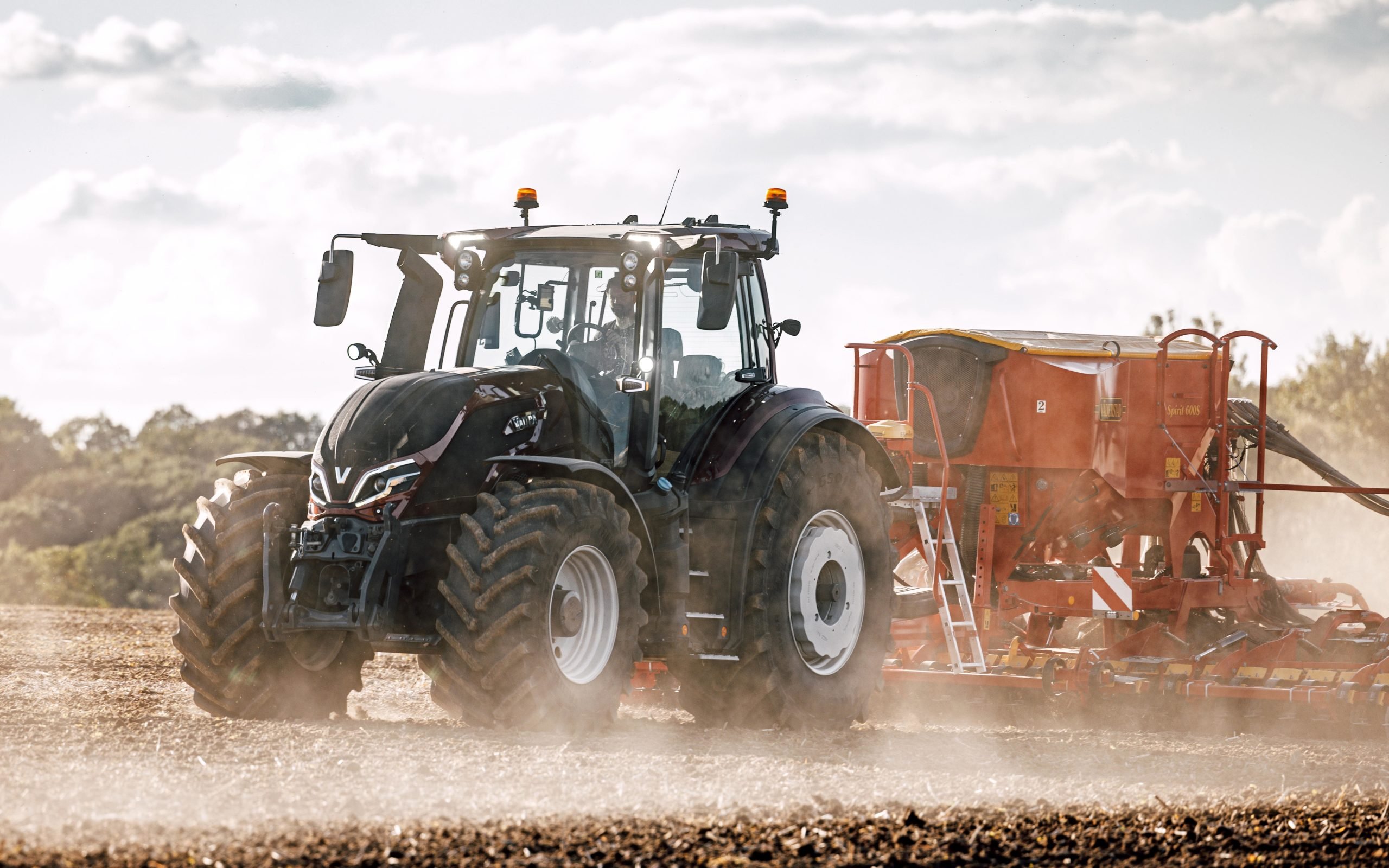 The transmission for the Valtra can be specifically set up for the job in hand