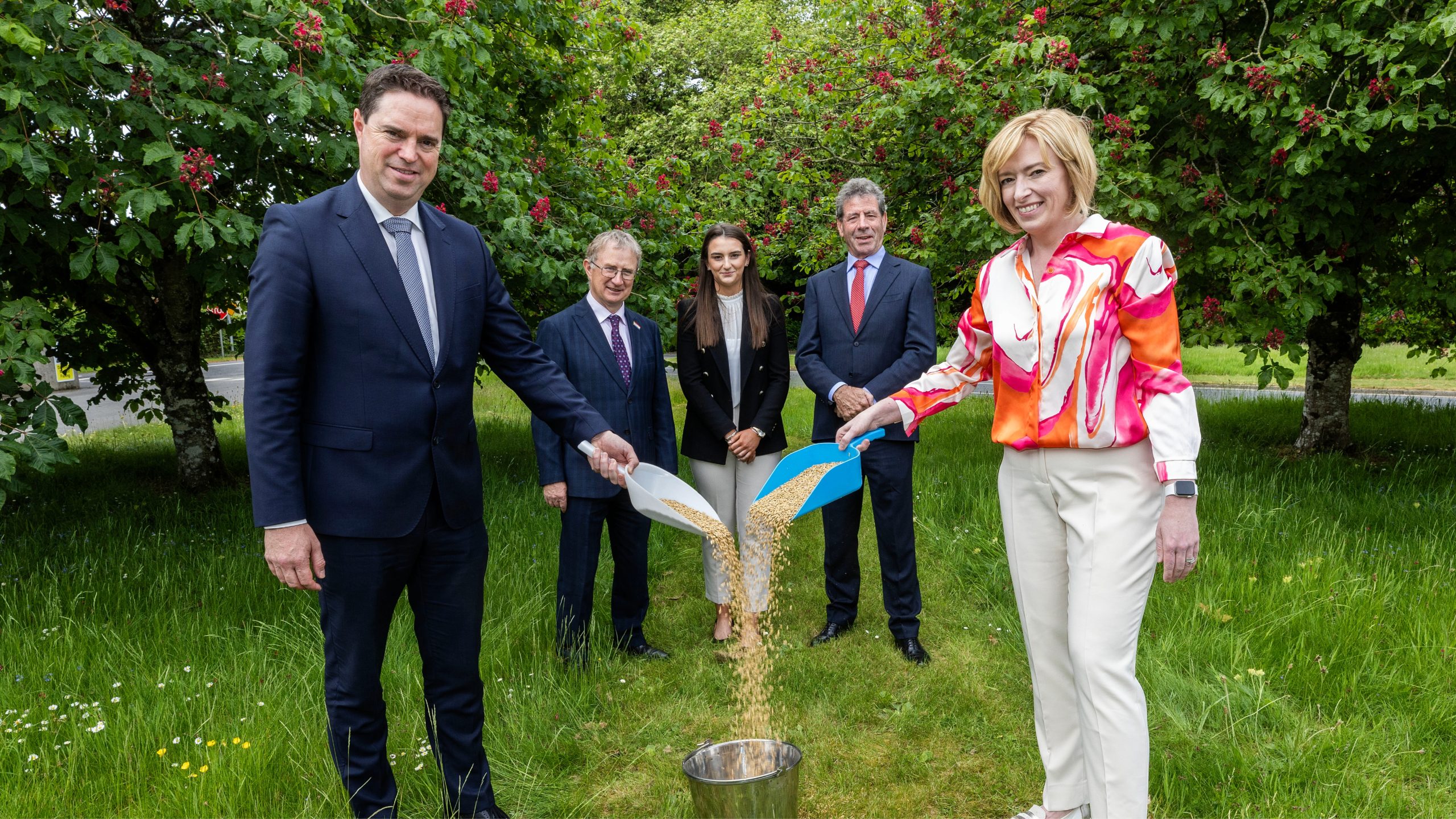 (L-R) Minister for Agriculture Food and the Marine Martin Heydon; Professor Frank O Mara, Teagasc director; Gemma Merrins, National Brewing and Distilling Centre; Liam Herlihy, Teagasc chair; Lisa Ryan, manager of the National Brewing and Distilling Centre