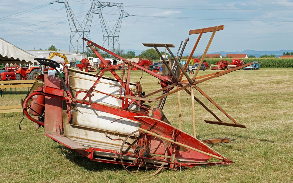 McCormick's reaper had many imitators, including this Bautz from France