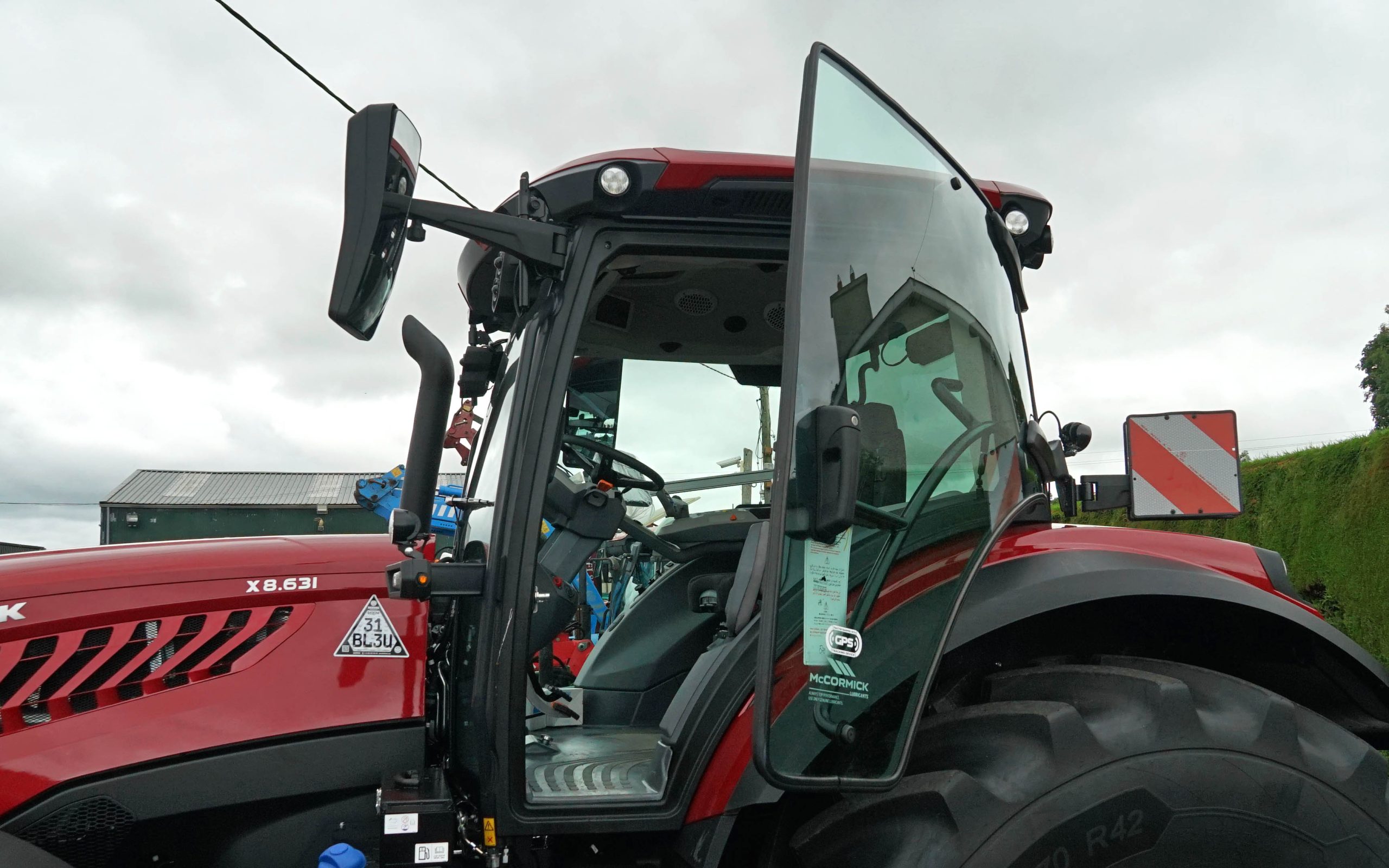 Thanks to there being no side pillar, the door opens up one side of the cab completely