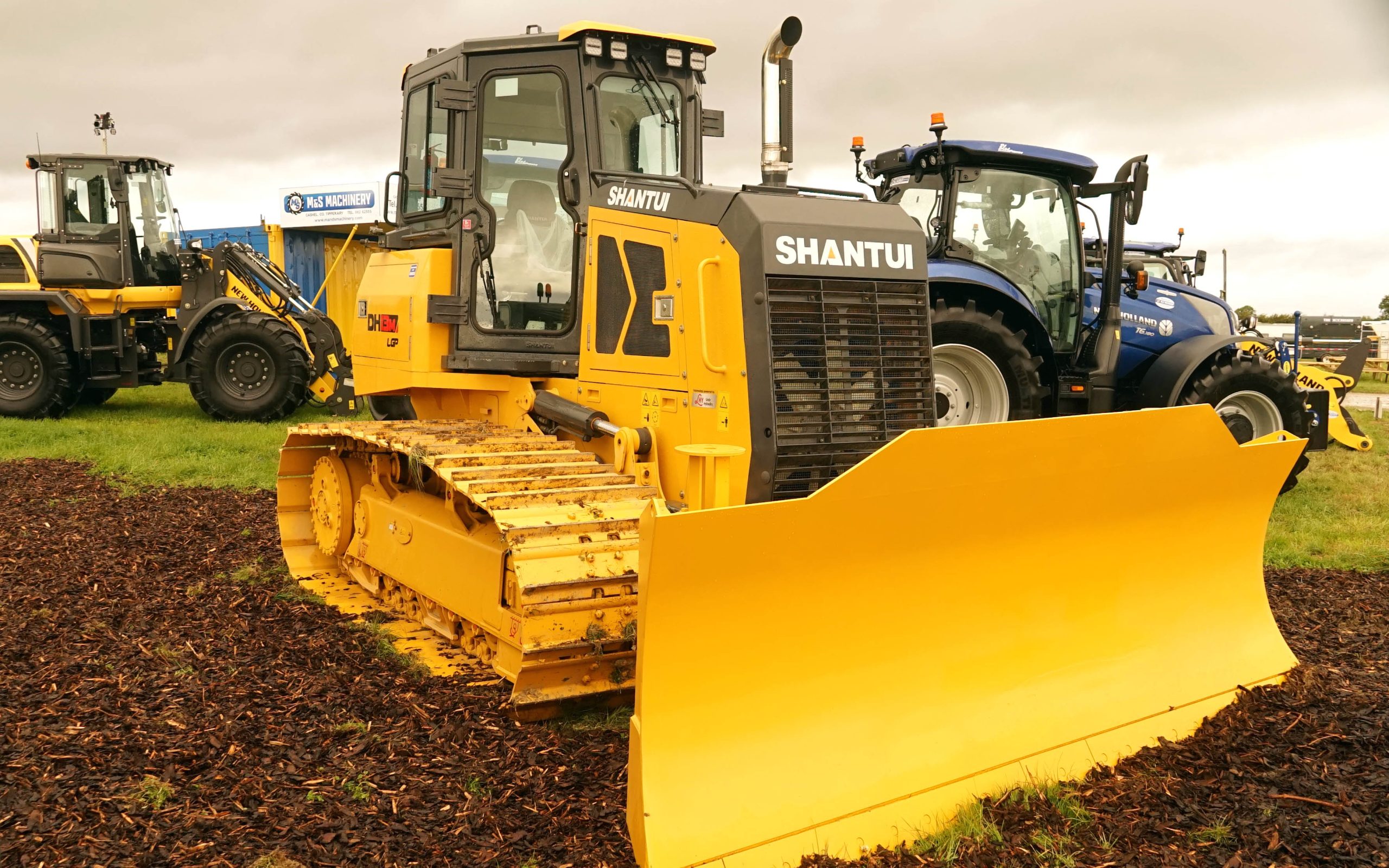 Bulldozers are rare visitors to the Ploughing, but Shantui is China's largest producer of these machines and they are now available here in Ireland