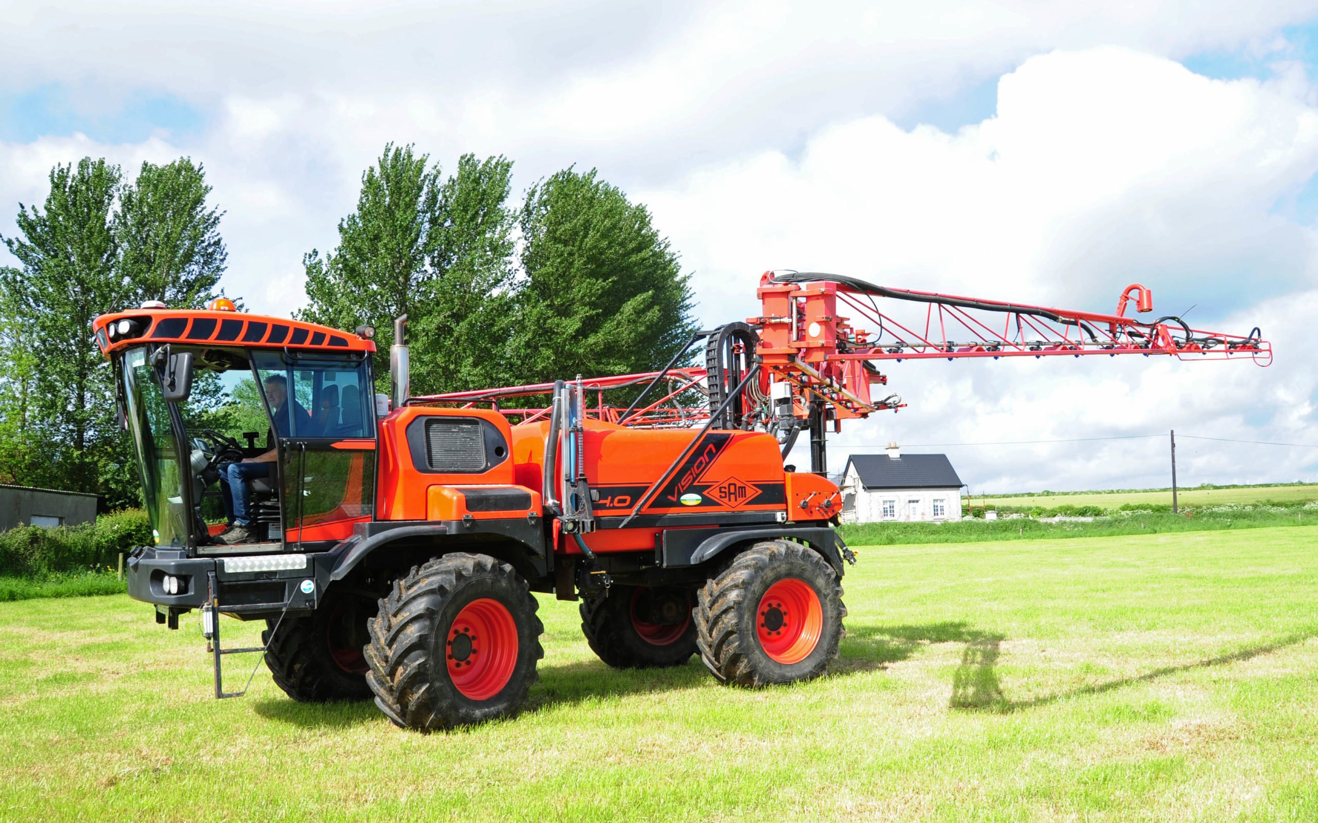 Seamus Lanergan of Tipperary already operates a 13 year old SAM Vision sprayer which remains in excellent condition