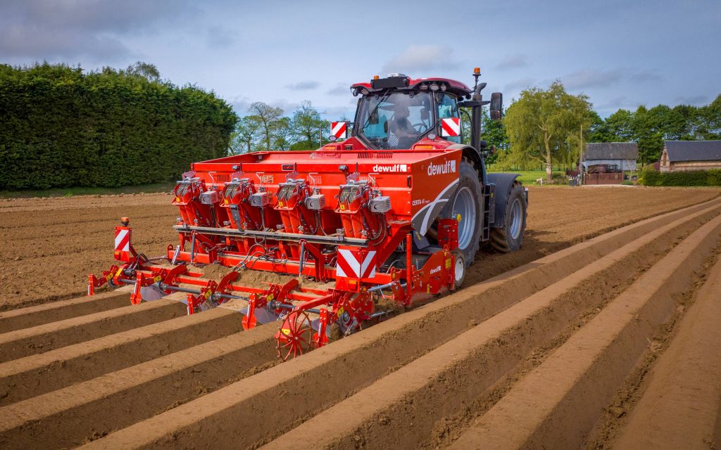 Dewulf will be bringing its Certa 40 Integral planter to the event