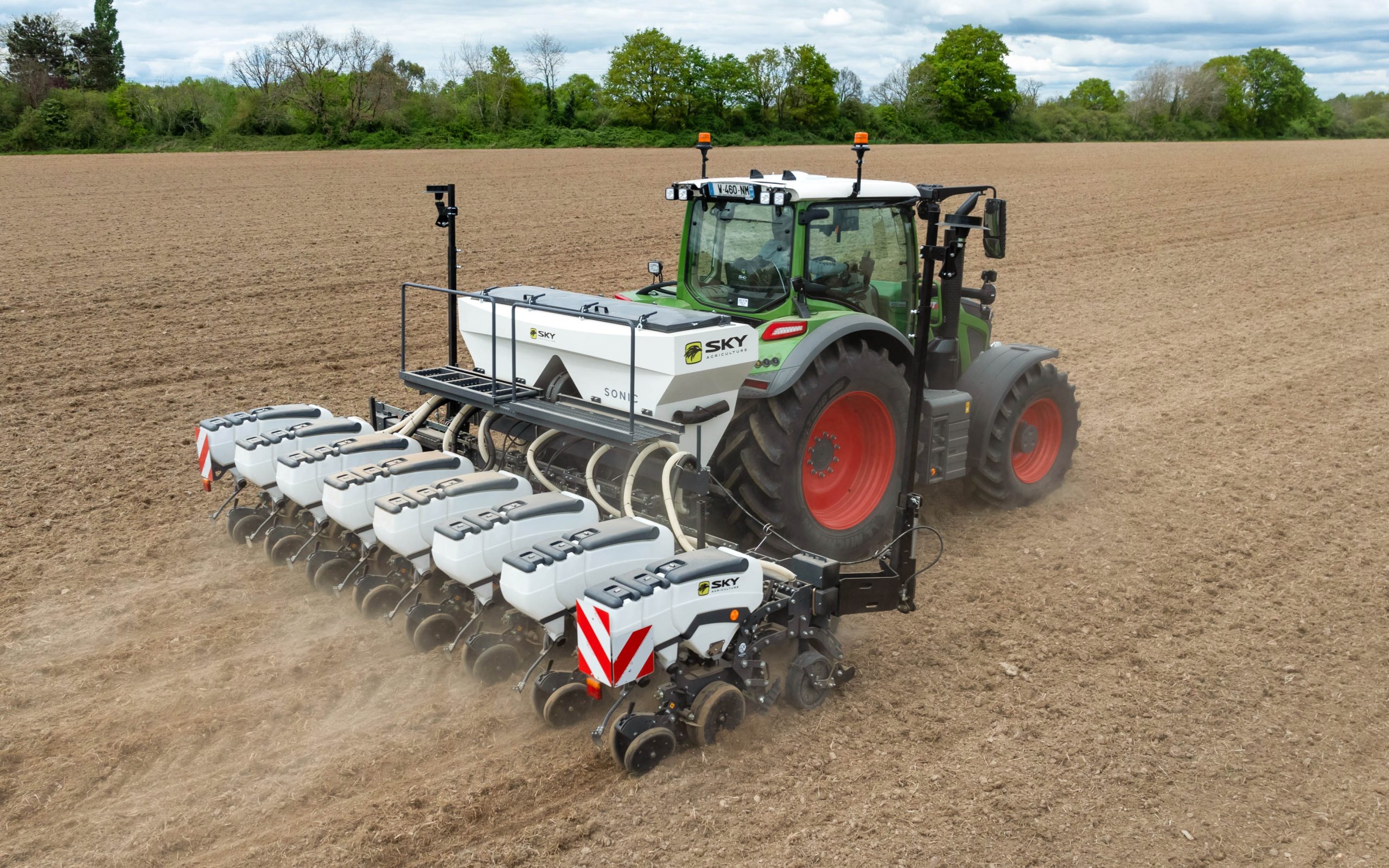 The drill is available with up to 12 rows