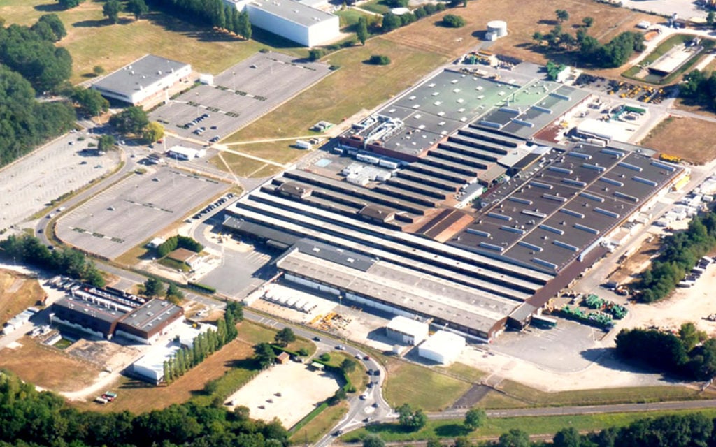 Rather than rely on the CCM facilities, John Deere built a brand new factory nearby, at Saran, Orleans, to manufacture its engines. It is still doing so today