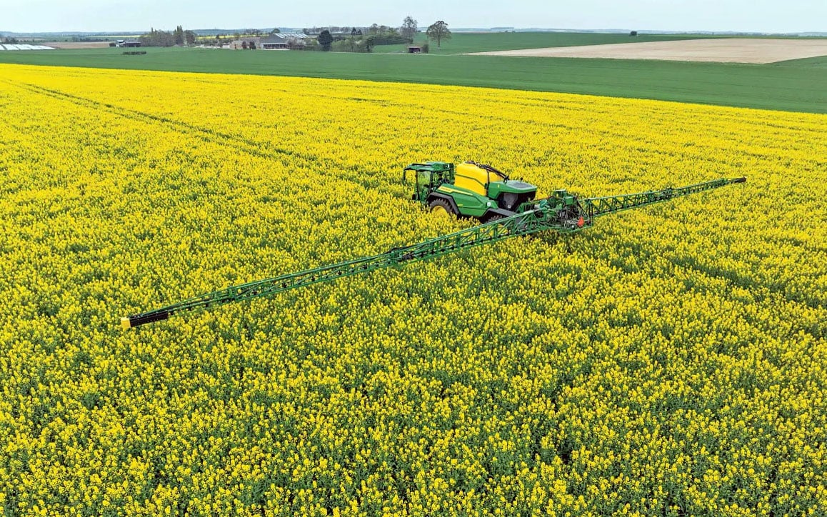 John Deere's self-propelled sprayers are designed with large acreages in mind