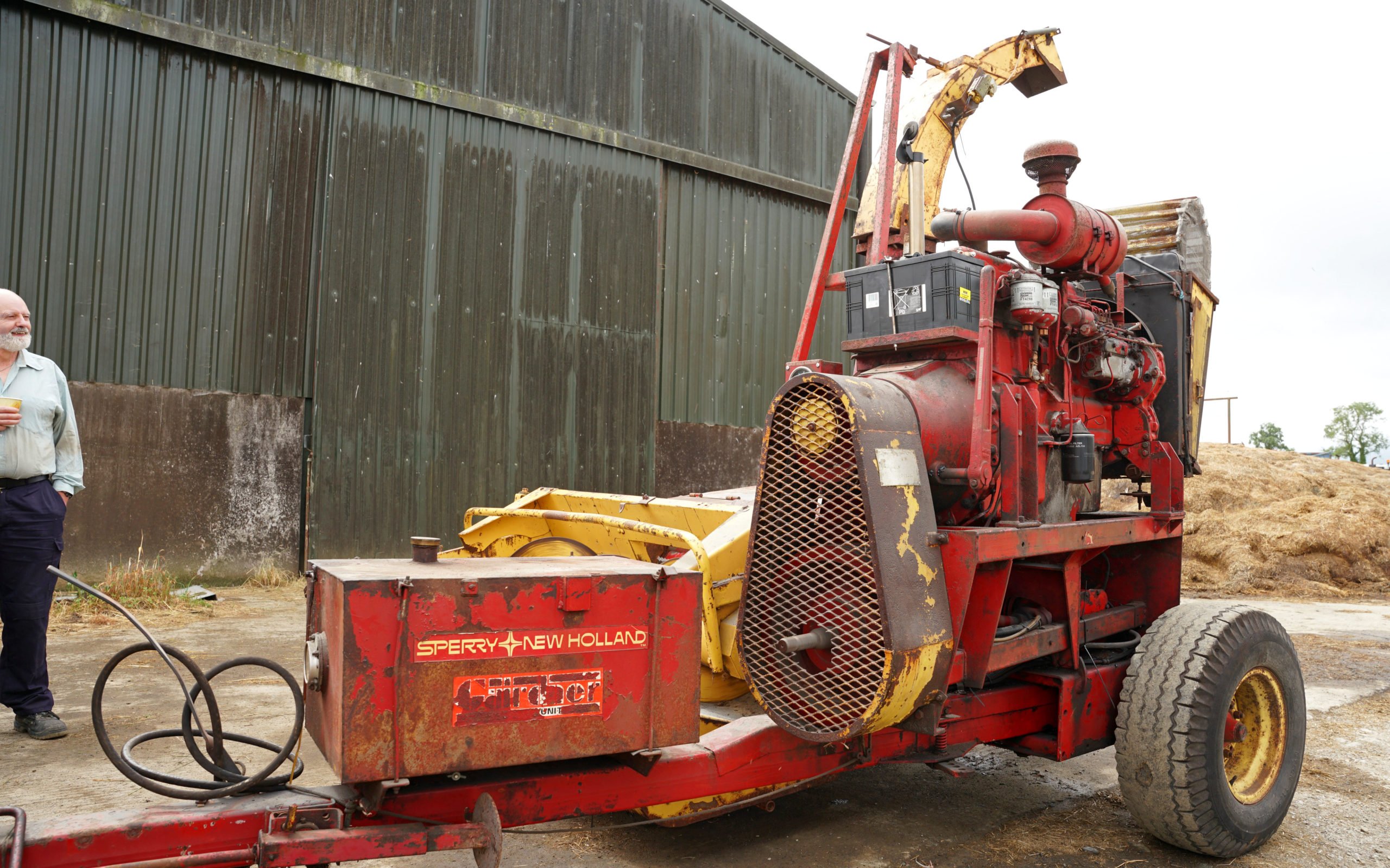 The Gardiner conversion uses a belt drive to power the harvester. Engagement is via a lever mounted on the clutch housing