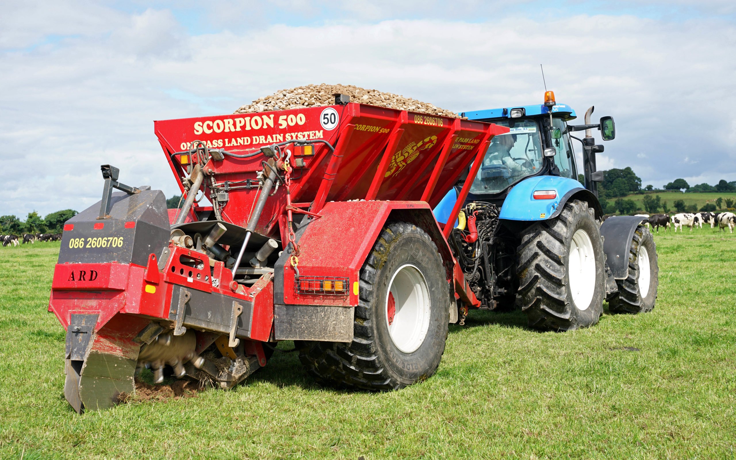 Here the drum can be clearly seen as the blade enters the soil at the start of a run
