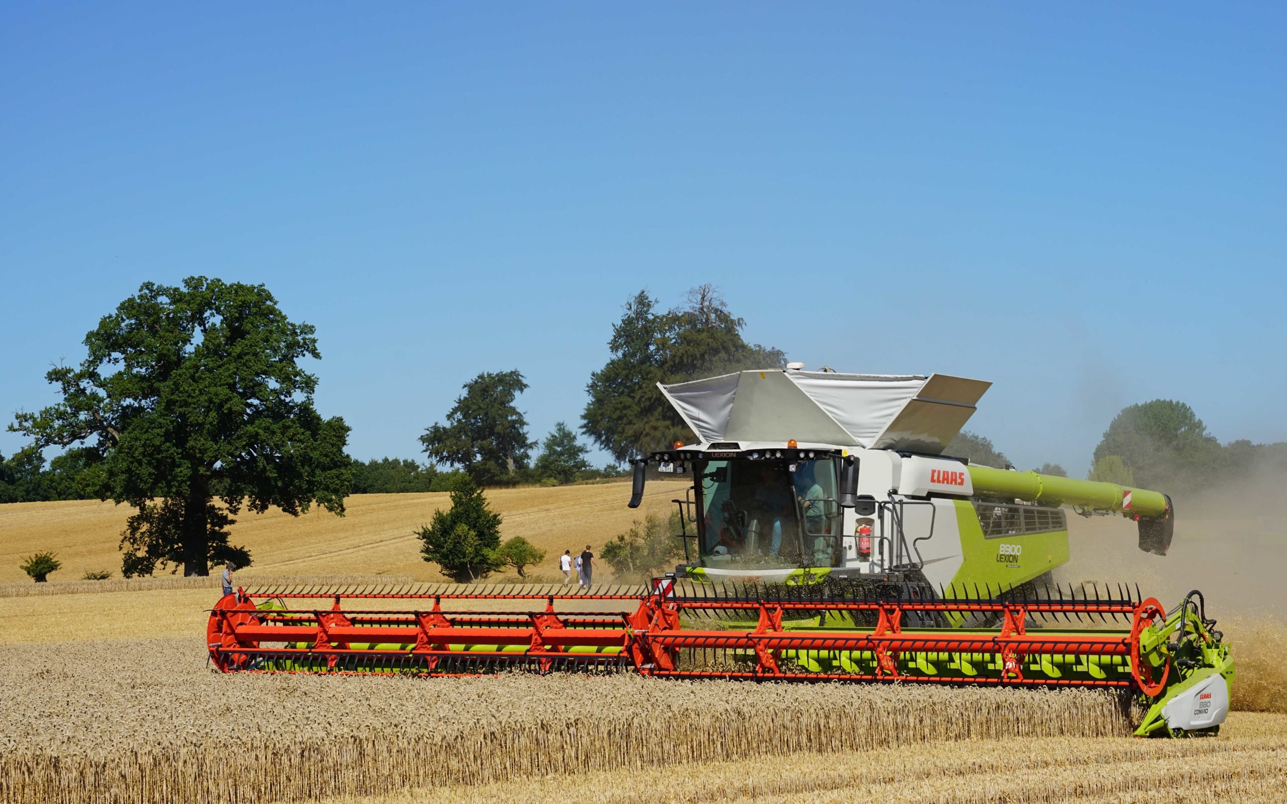 Moving combines around the Balkan region to ensure that the harvest was gathered was an initiative of the dealers that impressed Cathrina immensely