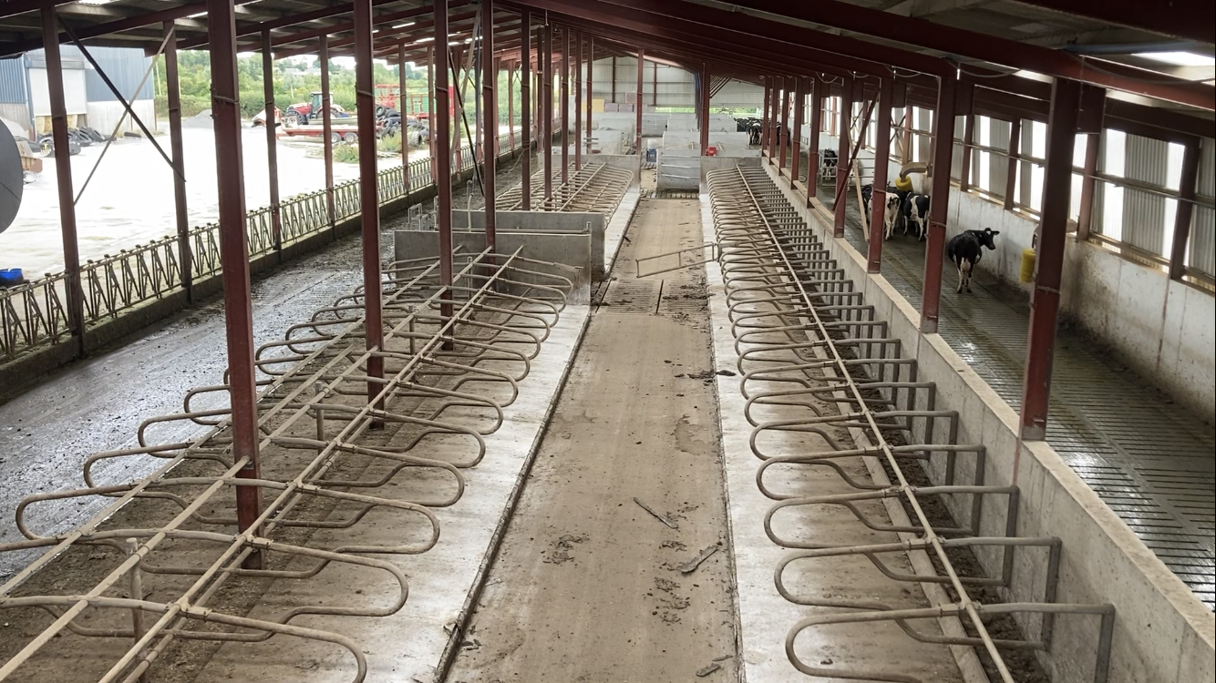 220 cubicles