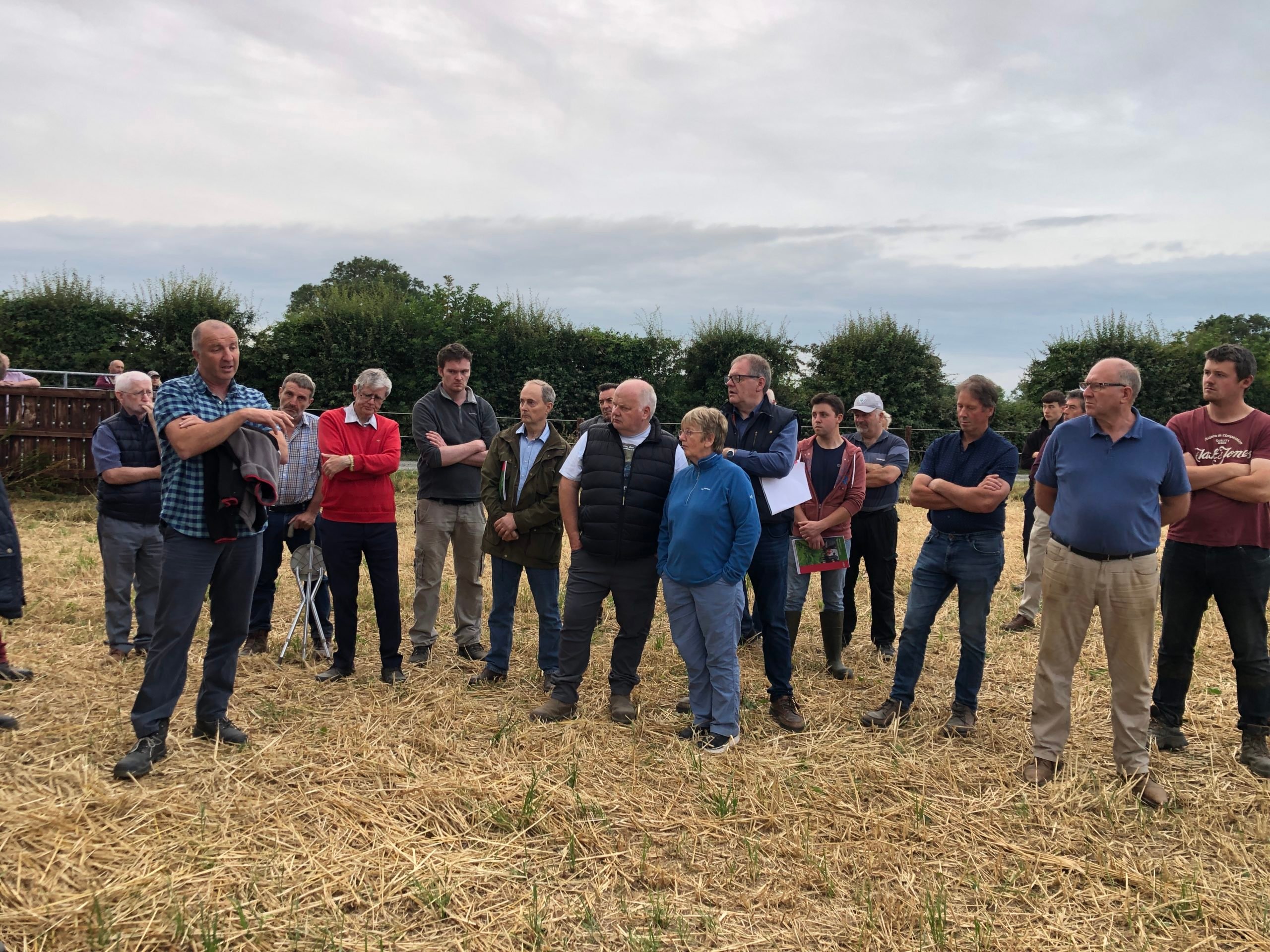 Head of the organics and market supports division at the Department of Agriculture, Food and the Marine (DAFM), Jack Nolan (Left) speaking at a recent organics farm walk in Tipperary