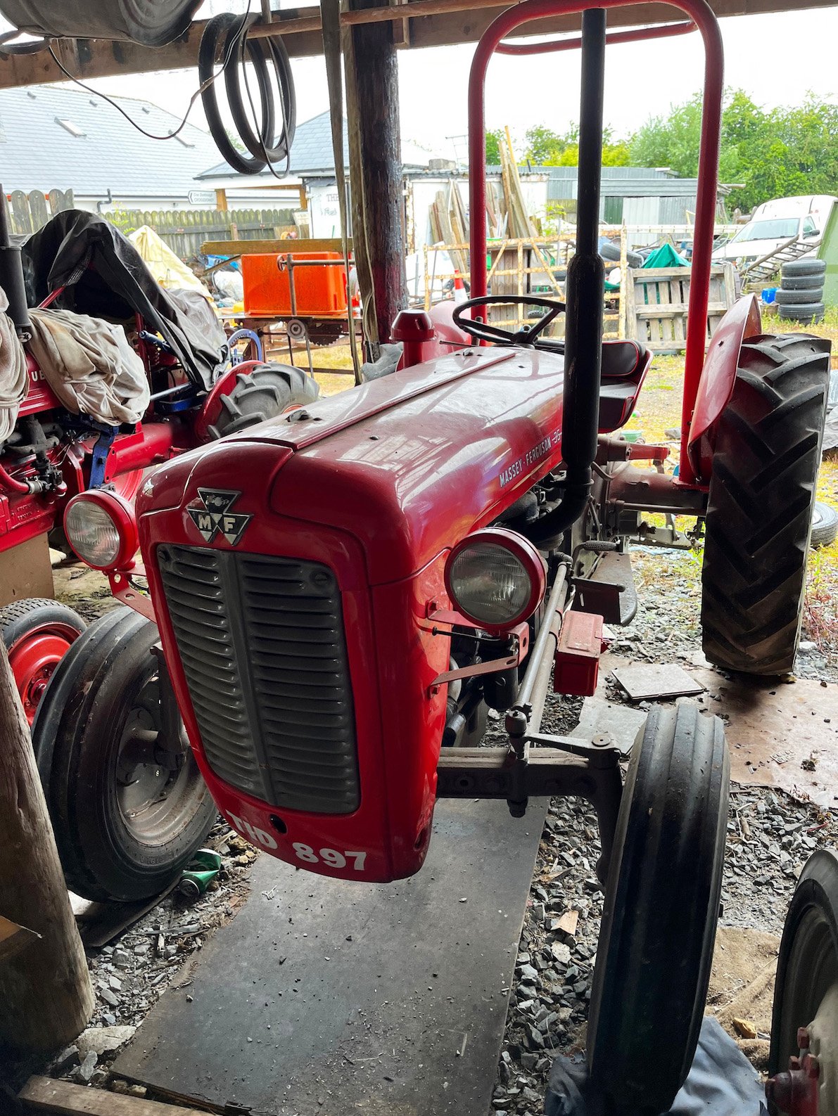 Massey Ferguson 35 tractor, estimated €3,000-€5,000.