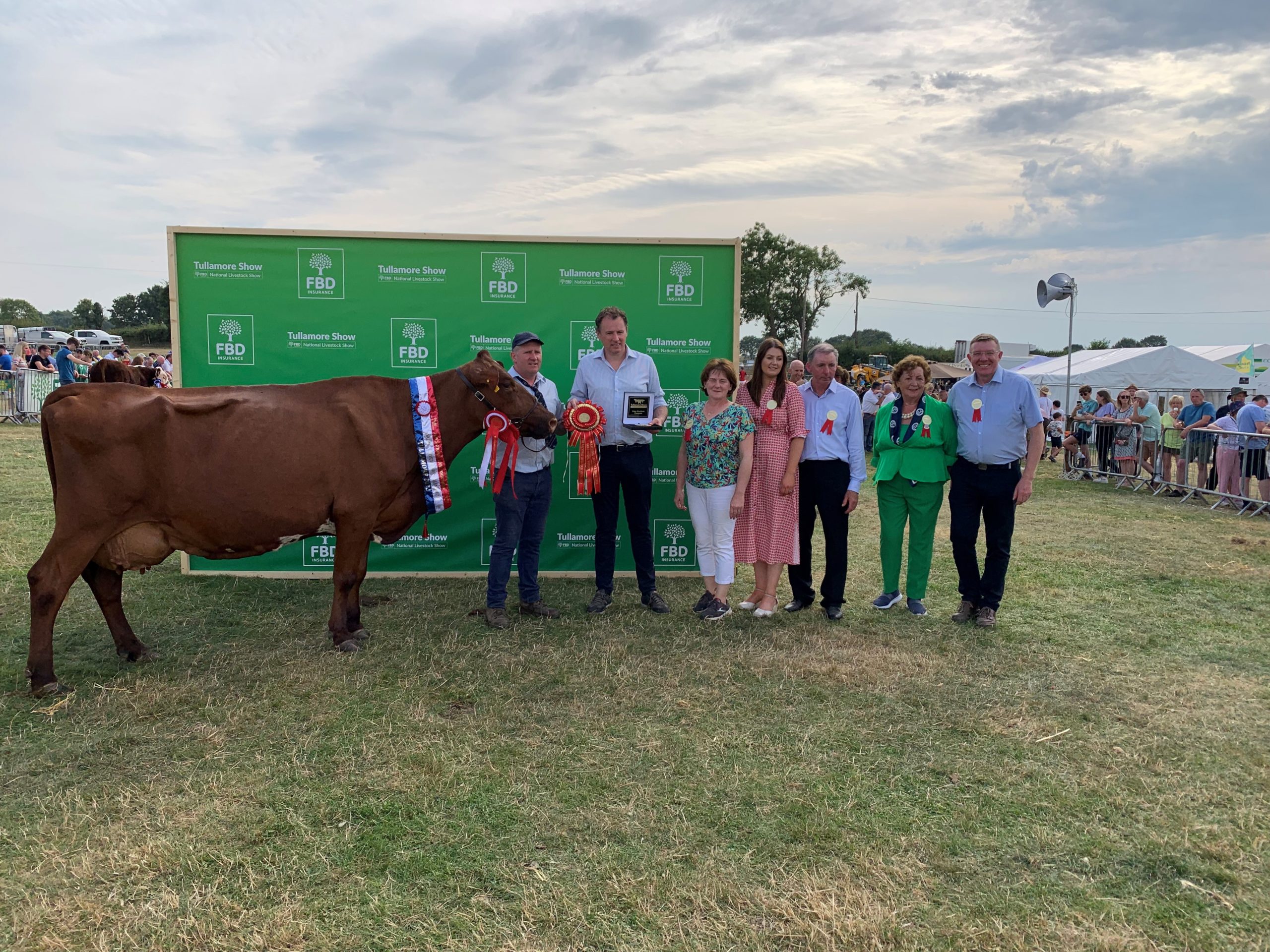 Ballytrain Teal 5th from the Ballytrain herd of James Lambe's, pictured with Minster for Agriculture, Food and the Marine Charlie McConalogue