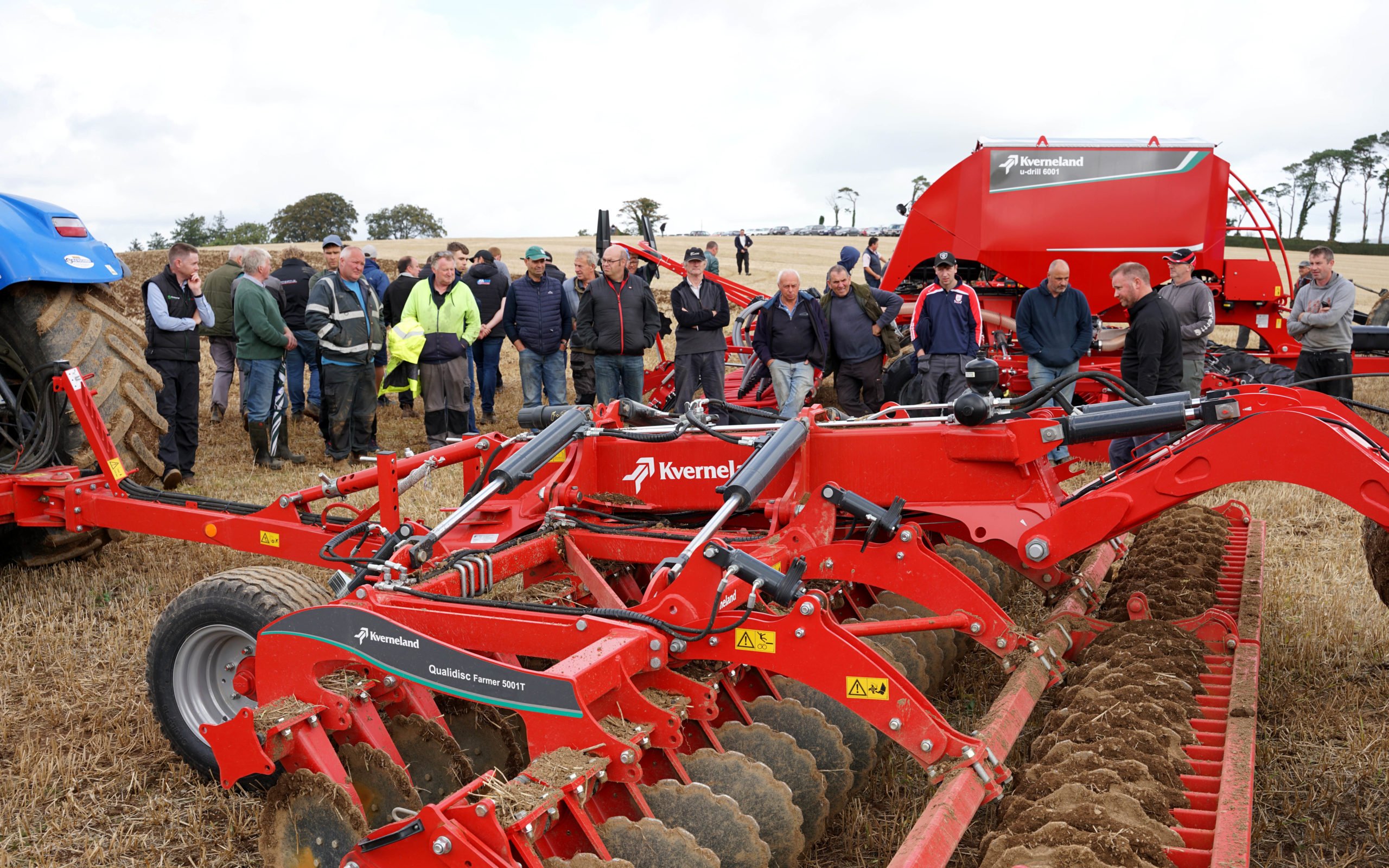 Keen interest was shown by the large number of visitors to the demonstration day
