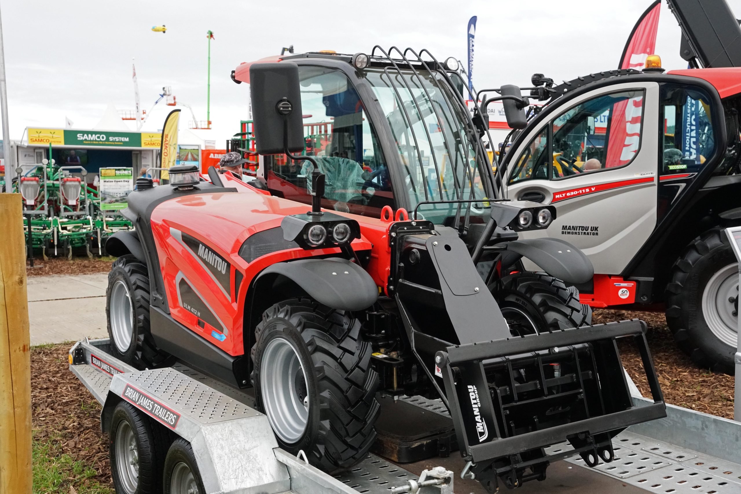 Manitou claims that ULM 412H is the best performing telescopic handler that is towable without an HGV being required