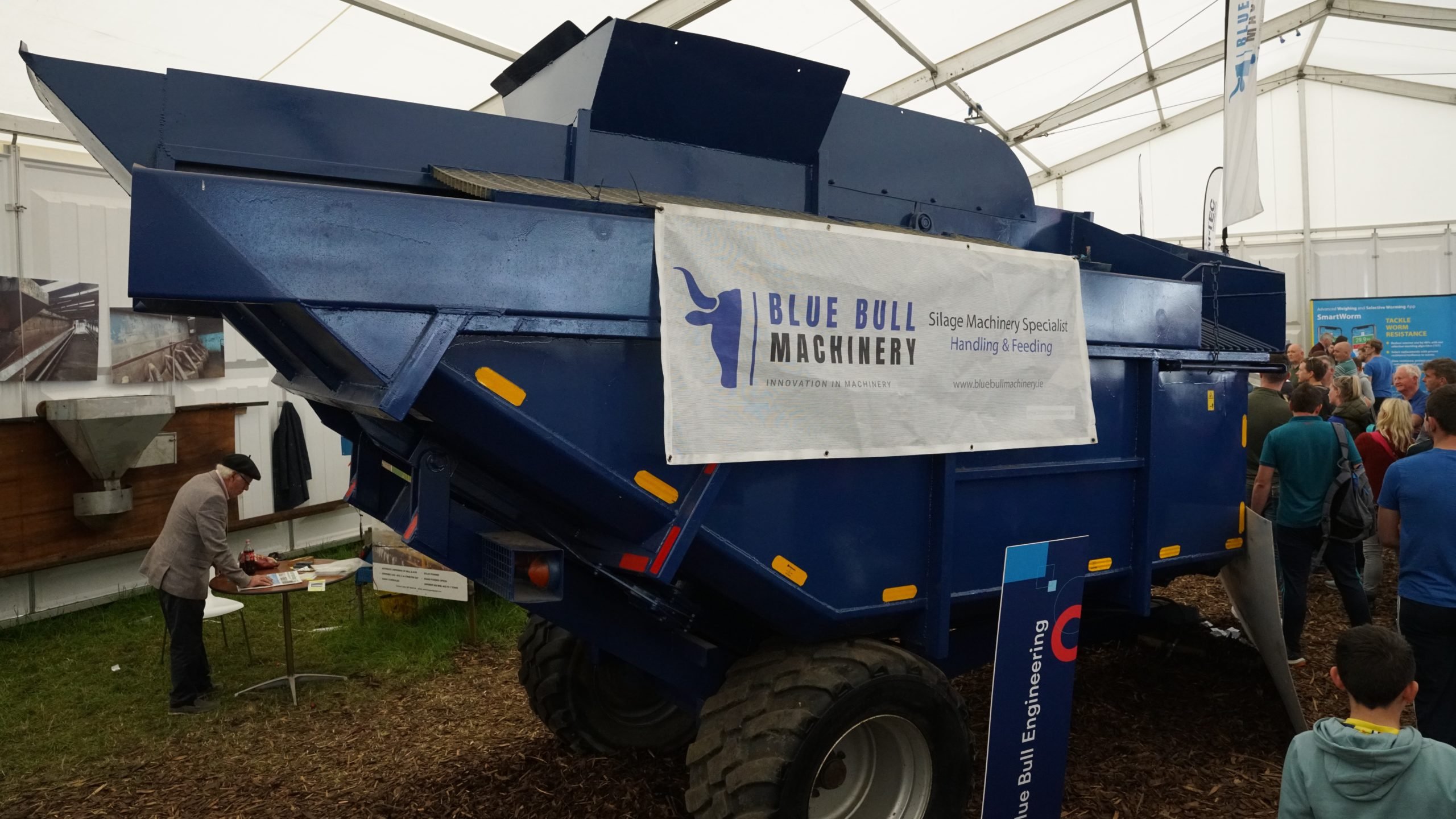 The stationary beet washing plant from Blue Bull Machinery is said to have a throughput of around 40-60t/hr
