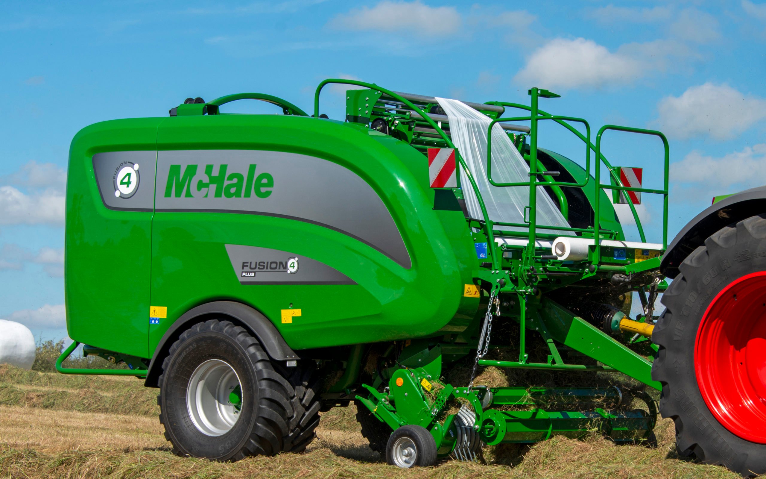 The latest range of Fusion balers are fitted with a new pick-up which enables faster baling according to the company