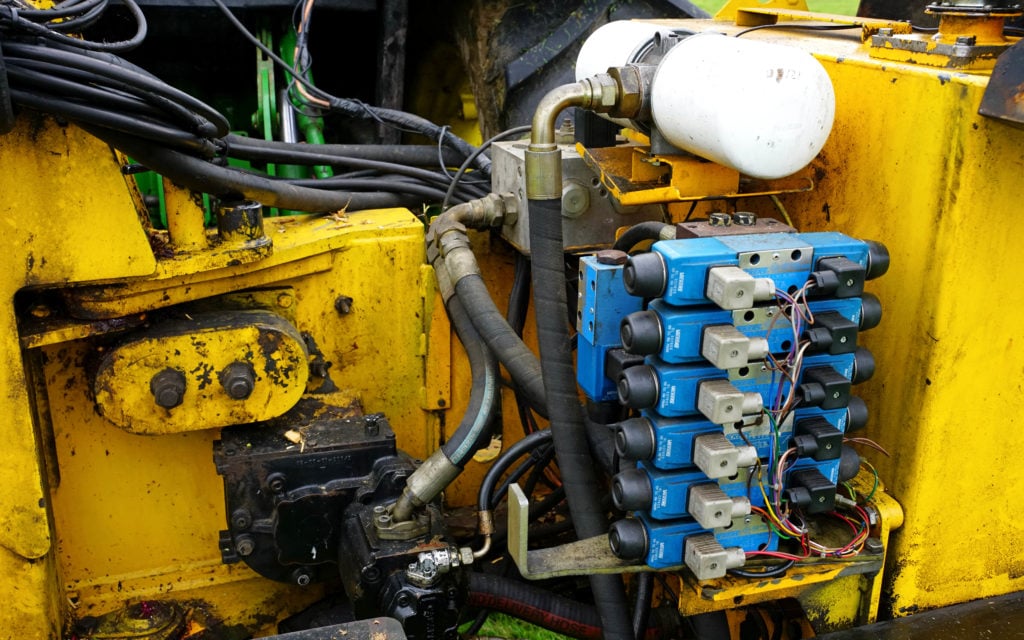 Using a switch box to control the solenoids makes for easier fault tracing and repairs