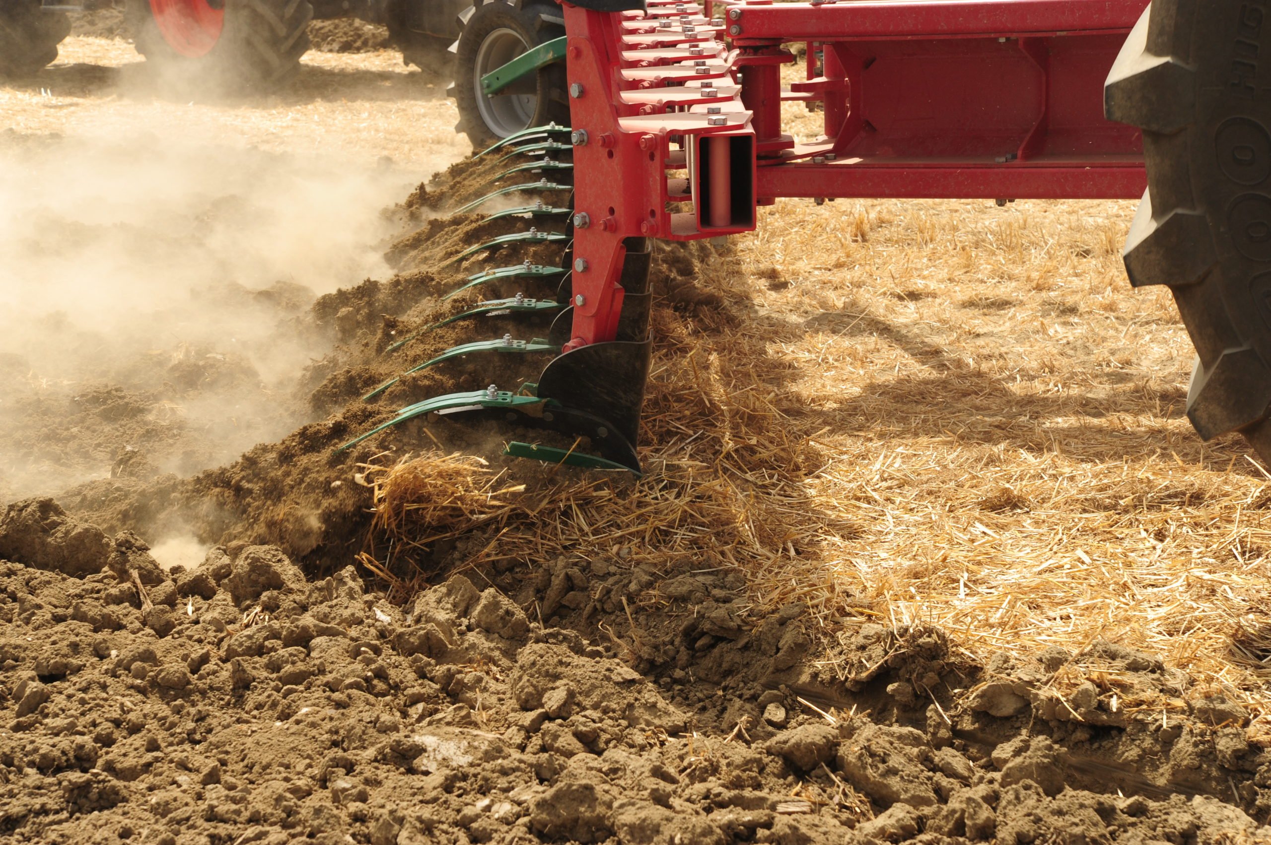 The Kverneland Ecomat working on dry soils in Italy