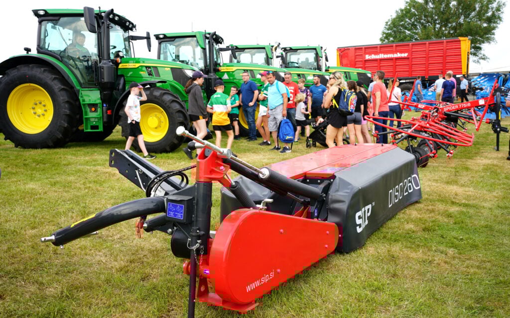 John Deere posted a 37% increase in global revenue in its last quarterly report