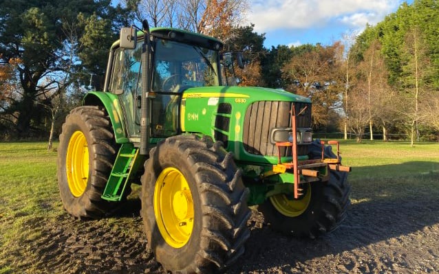 2010 John Deere 6830 4WD tractor, 4,557 hours displayed on clock