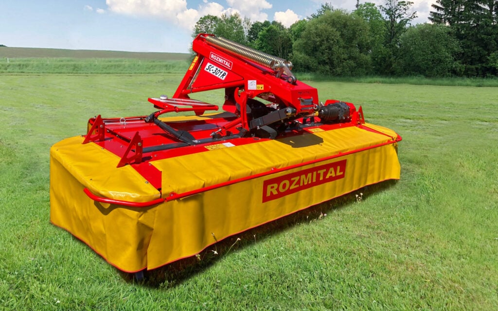 The new front mower from Rozmital is designed for conditions in southern Europe