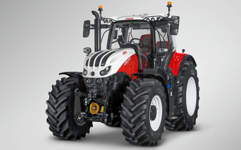 Low weight and 710/70 R42 tyres at the rear reduce soil compaction