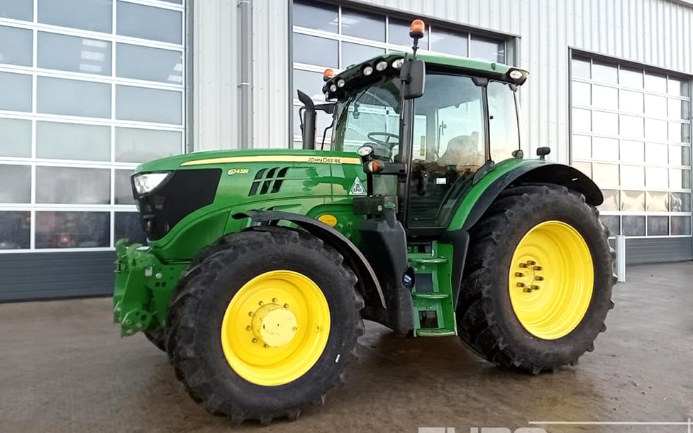 2018 John Deere 6145R 4WD tractor, 55km/h transmission, front and cab suspension, front linkage, air brakes, A/C, 7,126 hours showing on the clock