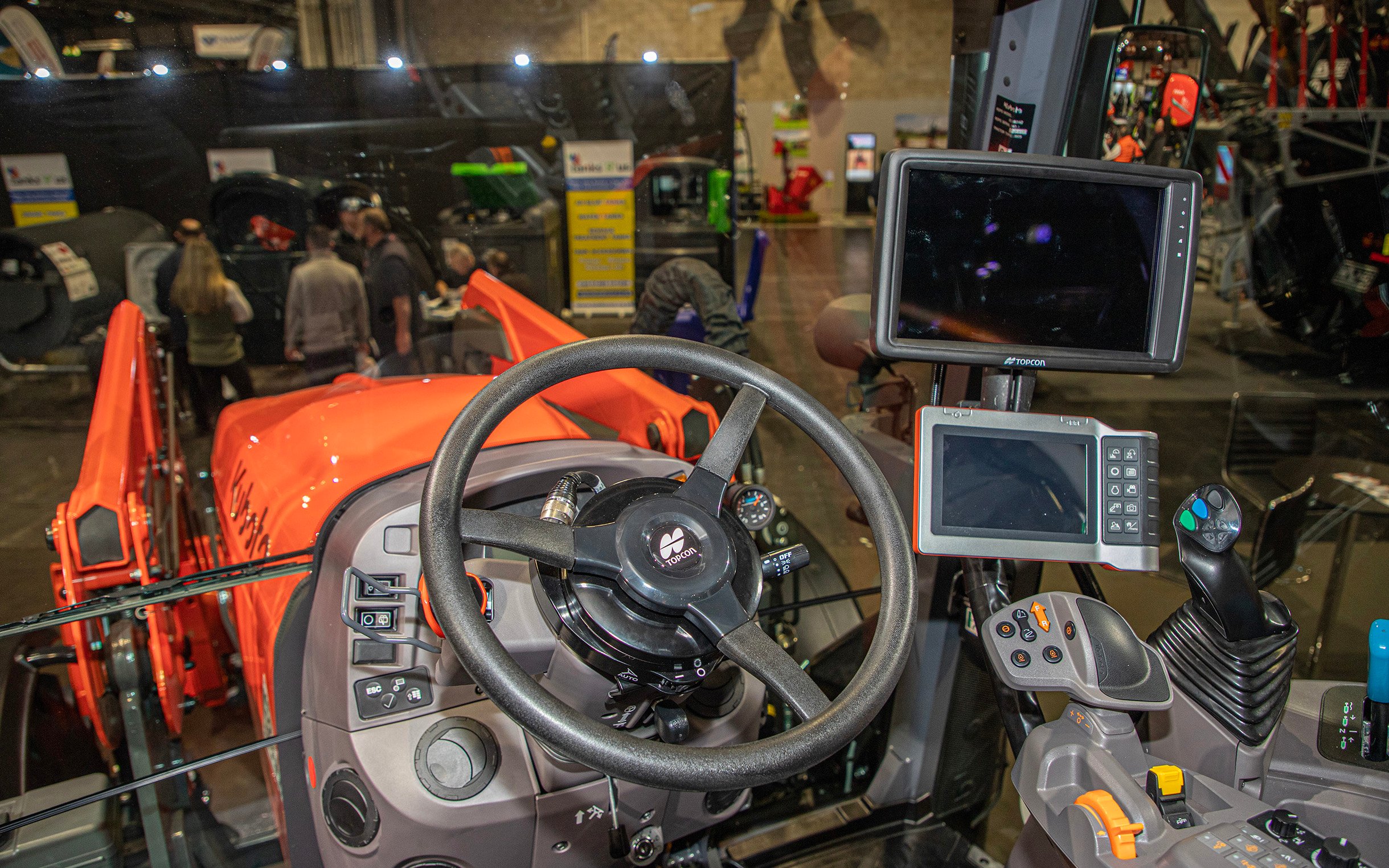 Kubota can now offer a full range of guidance systems in collaboration with Topcon