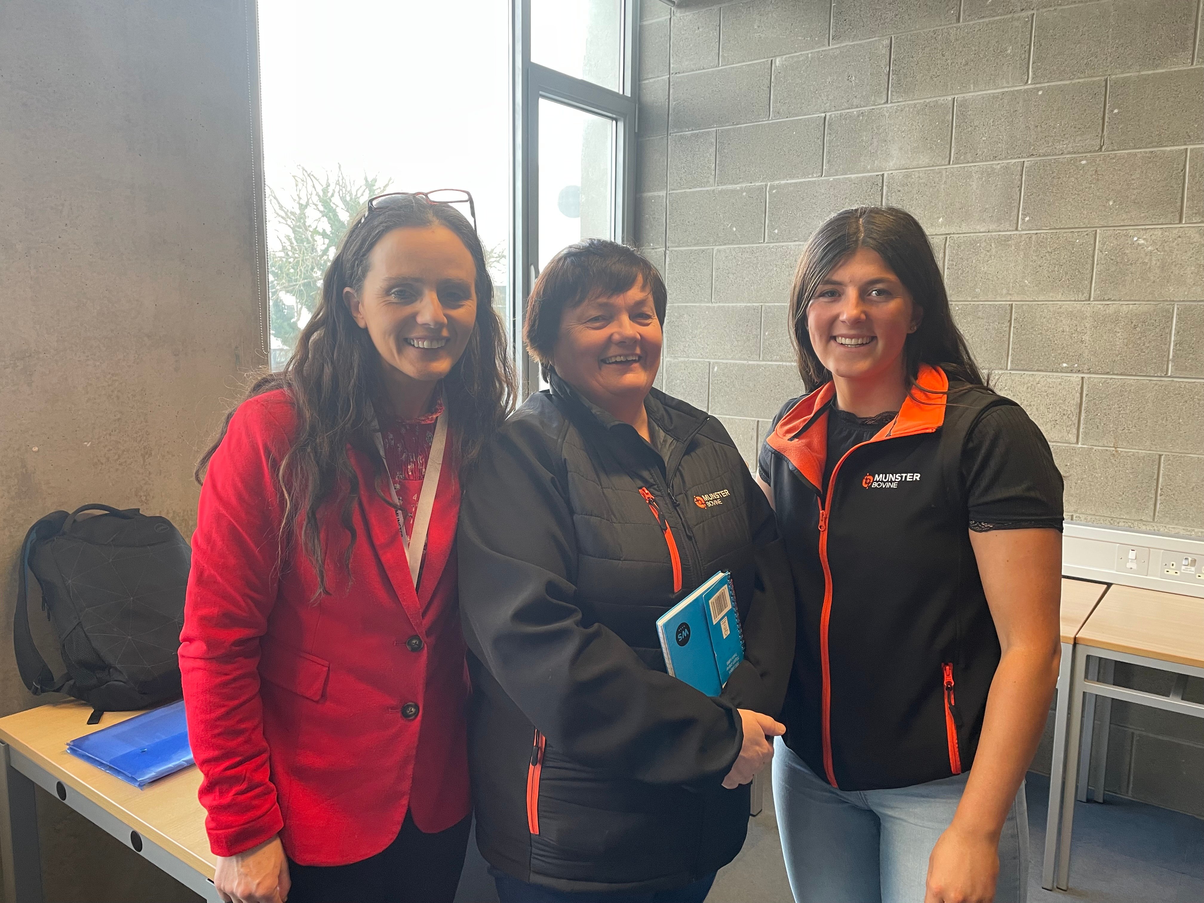 L-R: Mary O'Brien Williams, HR manager Munster Bovine, Rosarii O'Connor, field manager Munster Bovine and Shauna Canny, marketing with Munster Bovine