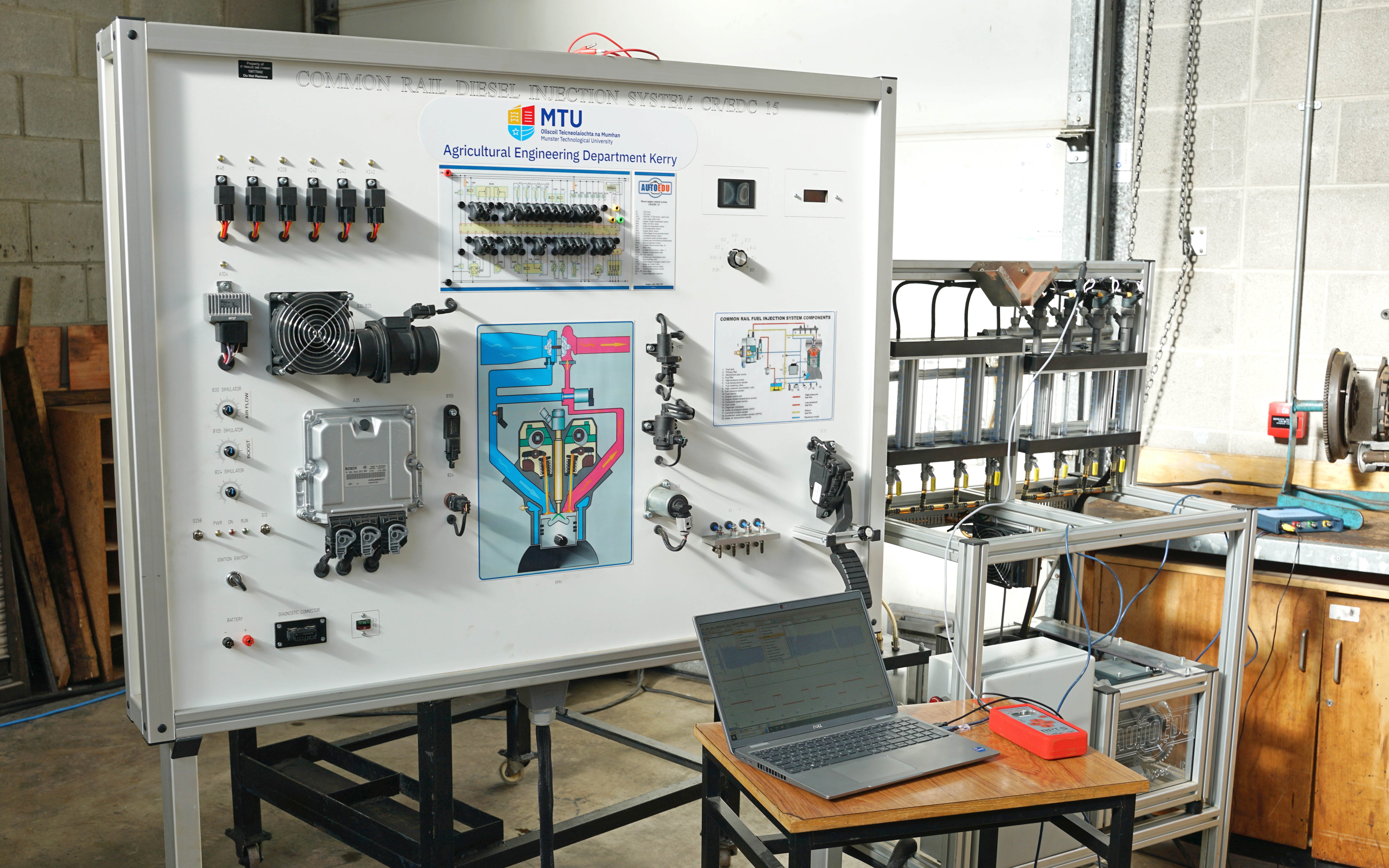 The demonstration rig at Tralee explains how a simple system works and can be connected to diagnostic tools