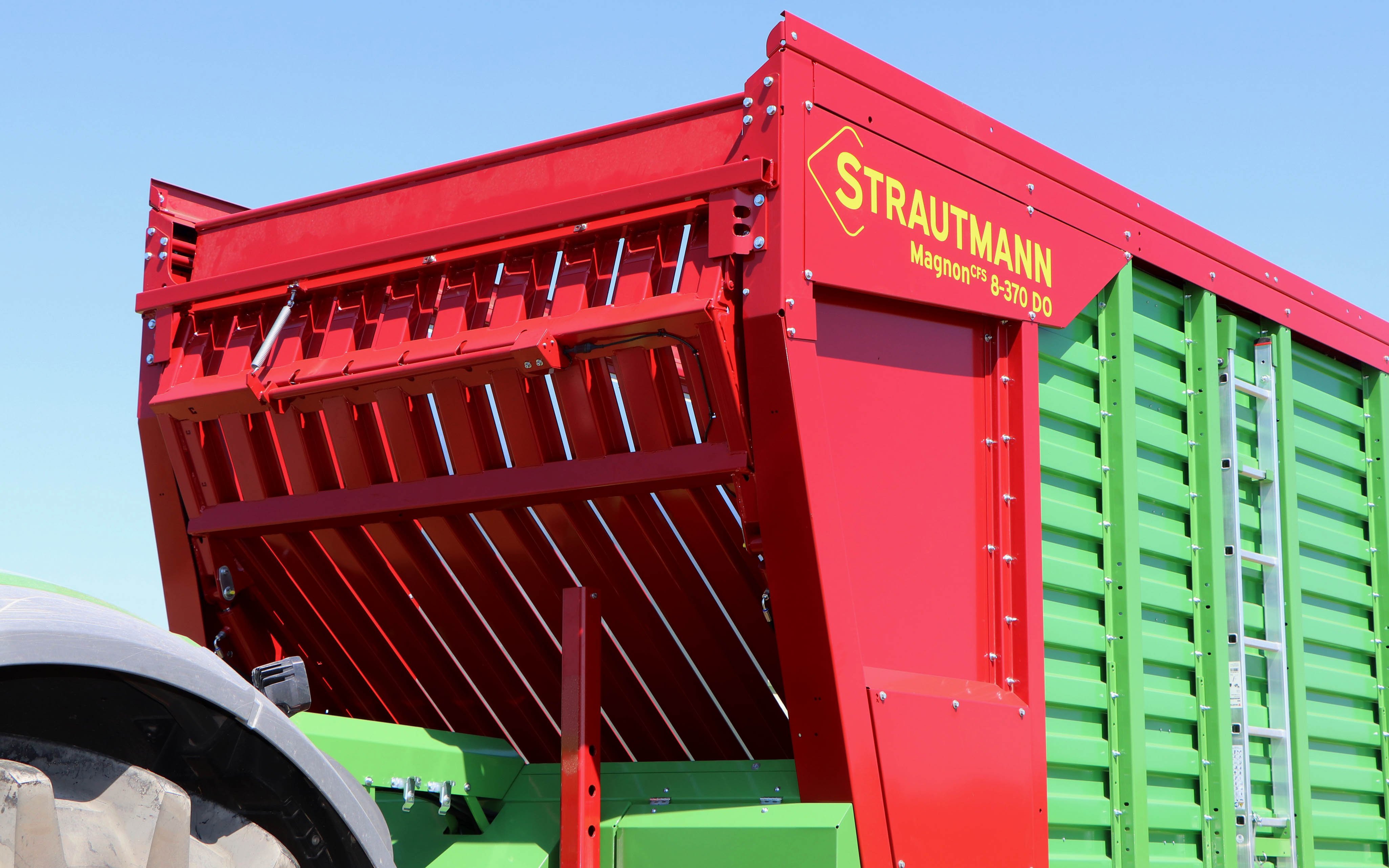 The new Magnon forage wagons share many features with their larger brothers, but are more affordable