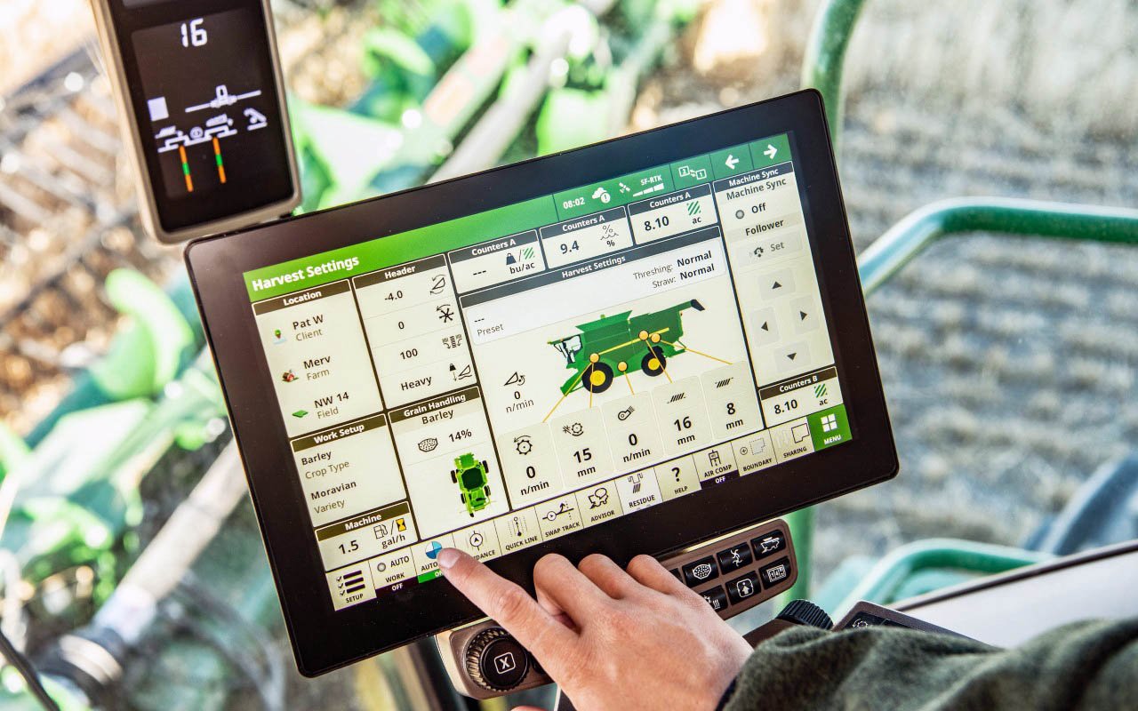 The new G5 family of screens is said to be clearer and offers greater processing power although the actual performance isn't specified