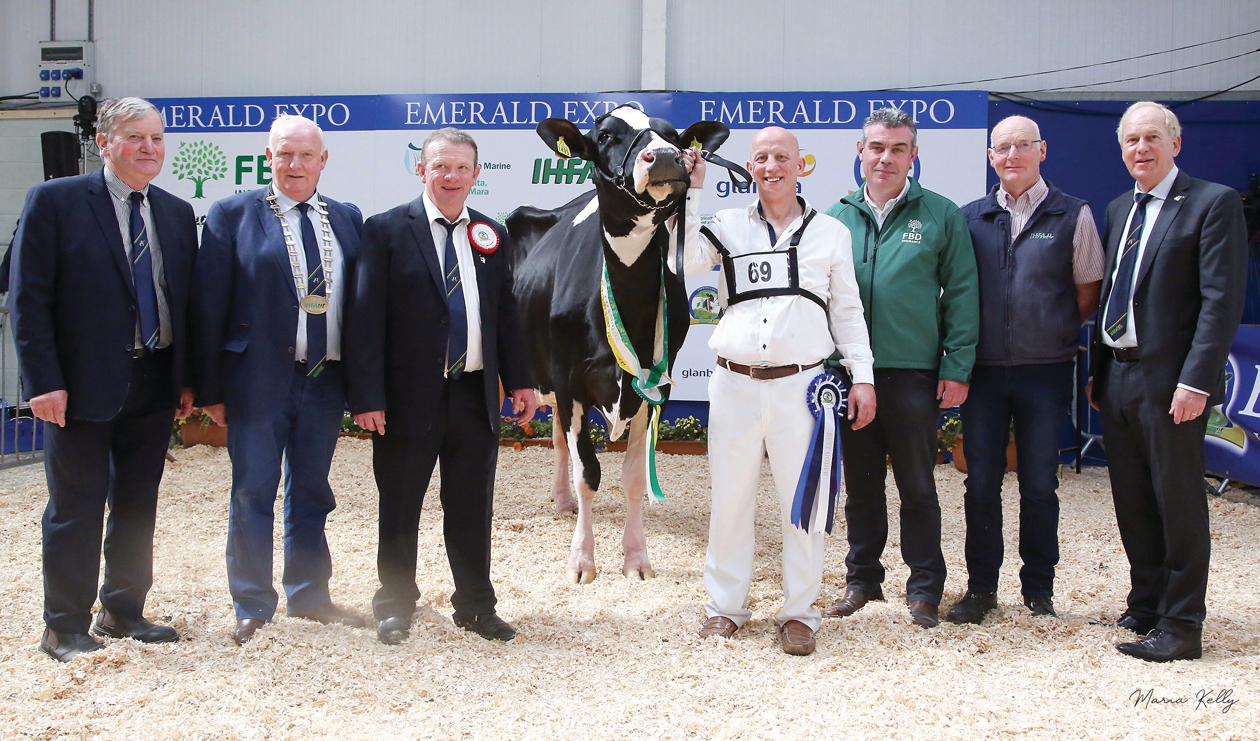 Emerald Expo 2022 Overall Senior Champion and: Richard Whelan Emerald Expo Show Director, PJ Kelly IHFA president, Paul Hannan, Judge, Overall Senior Champion, Clonpaddin G Fame Et, Exhibited by John Dowling, Meath, Conor McGovern, FBD sponsor, Patrick Gaynor Virginia Show Committee, Charles Gallagher CE IHFA. Photo: Maria Kelly