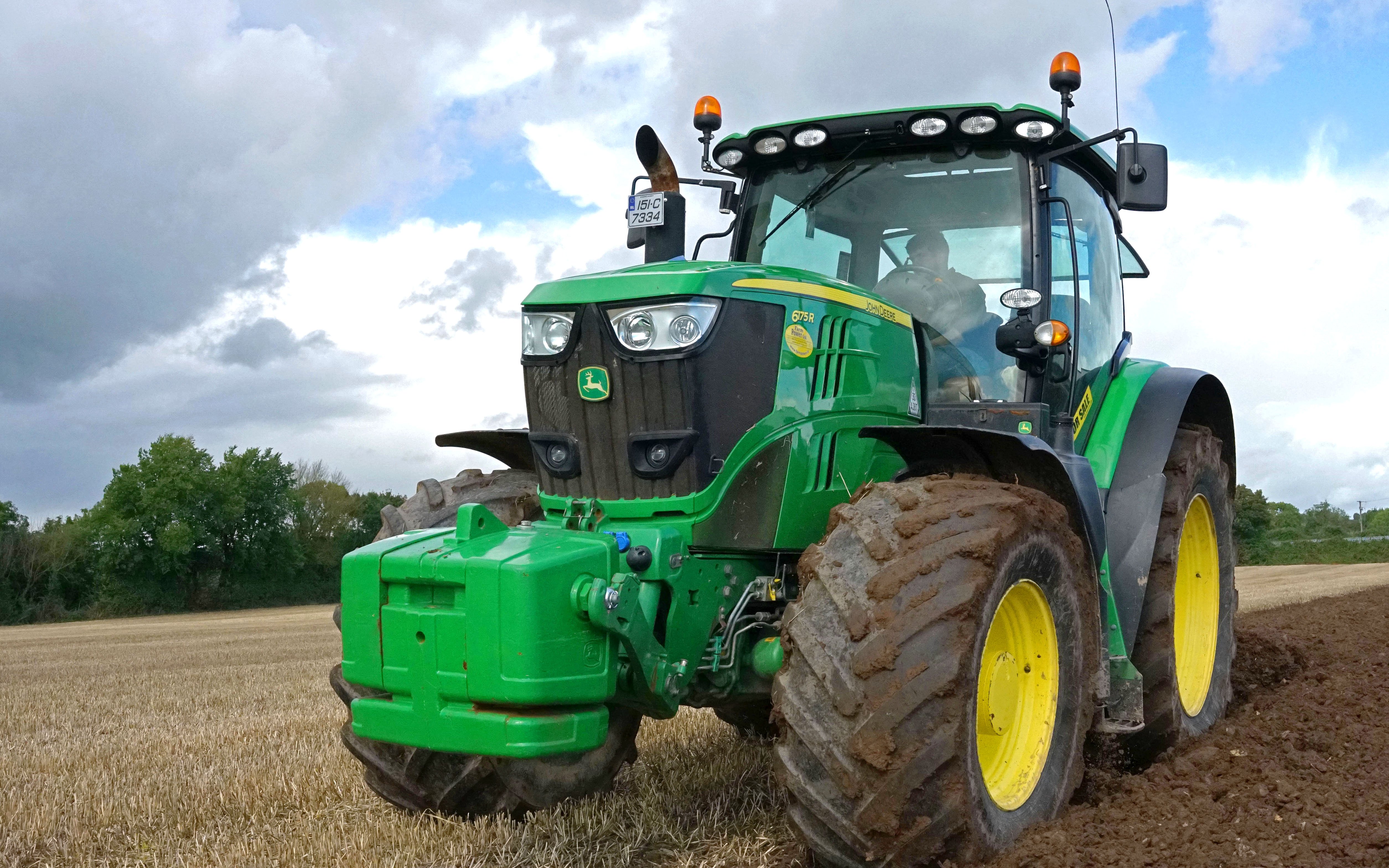 The new budget orientated modems allow older or non Deere tractors to be connected to the Operations Centre